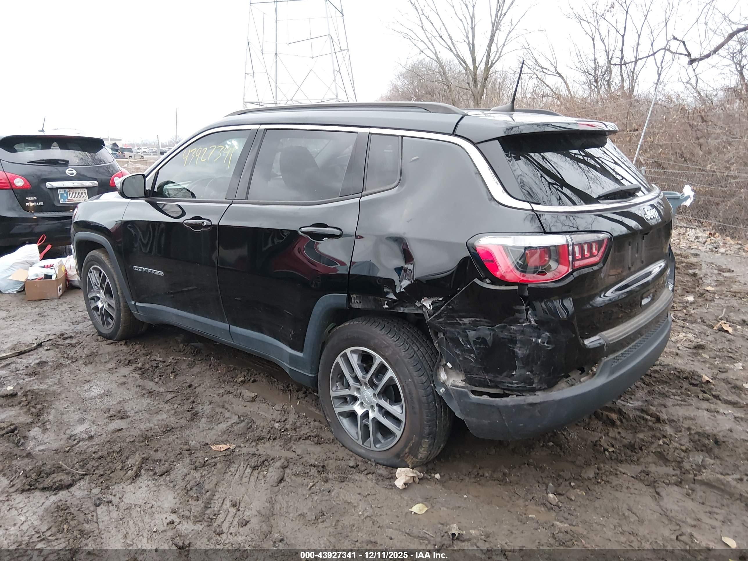 JEEP COMPASS image 3