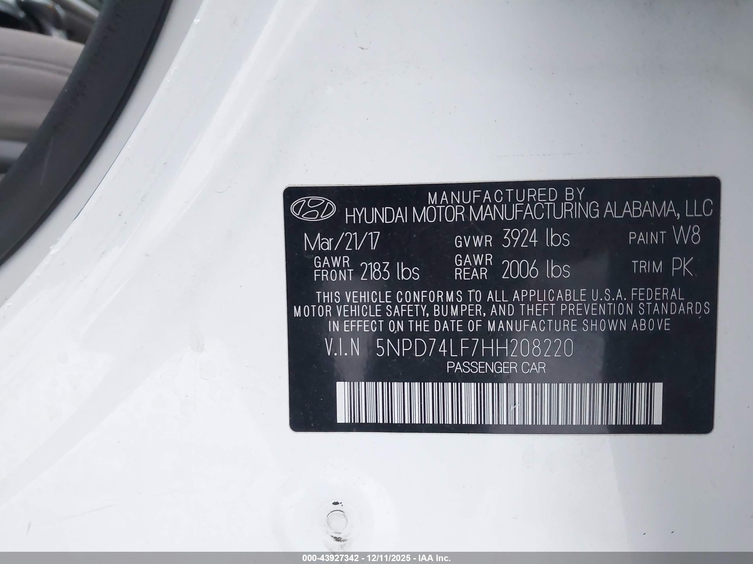 HYUNDAI ELANTRA image 9