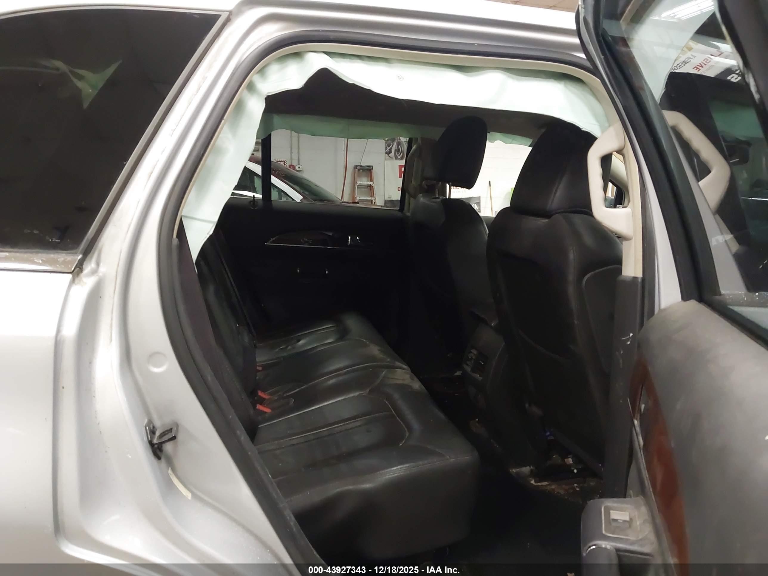 LINCOLN MKX image 8