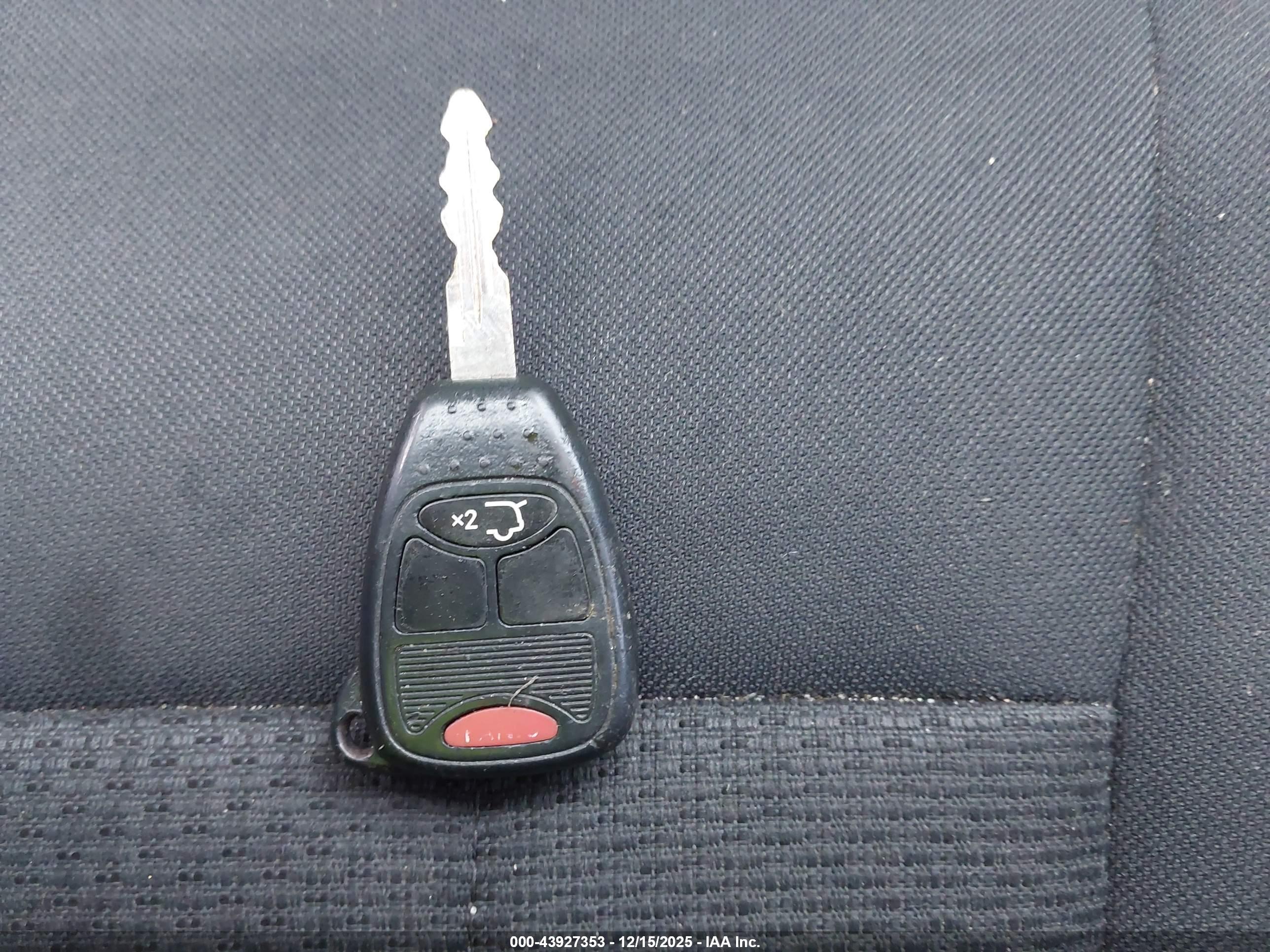 JEEP LIBERTY image 11