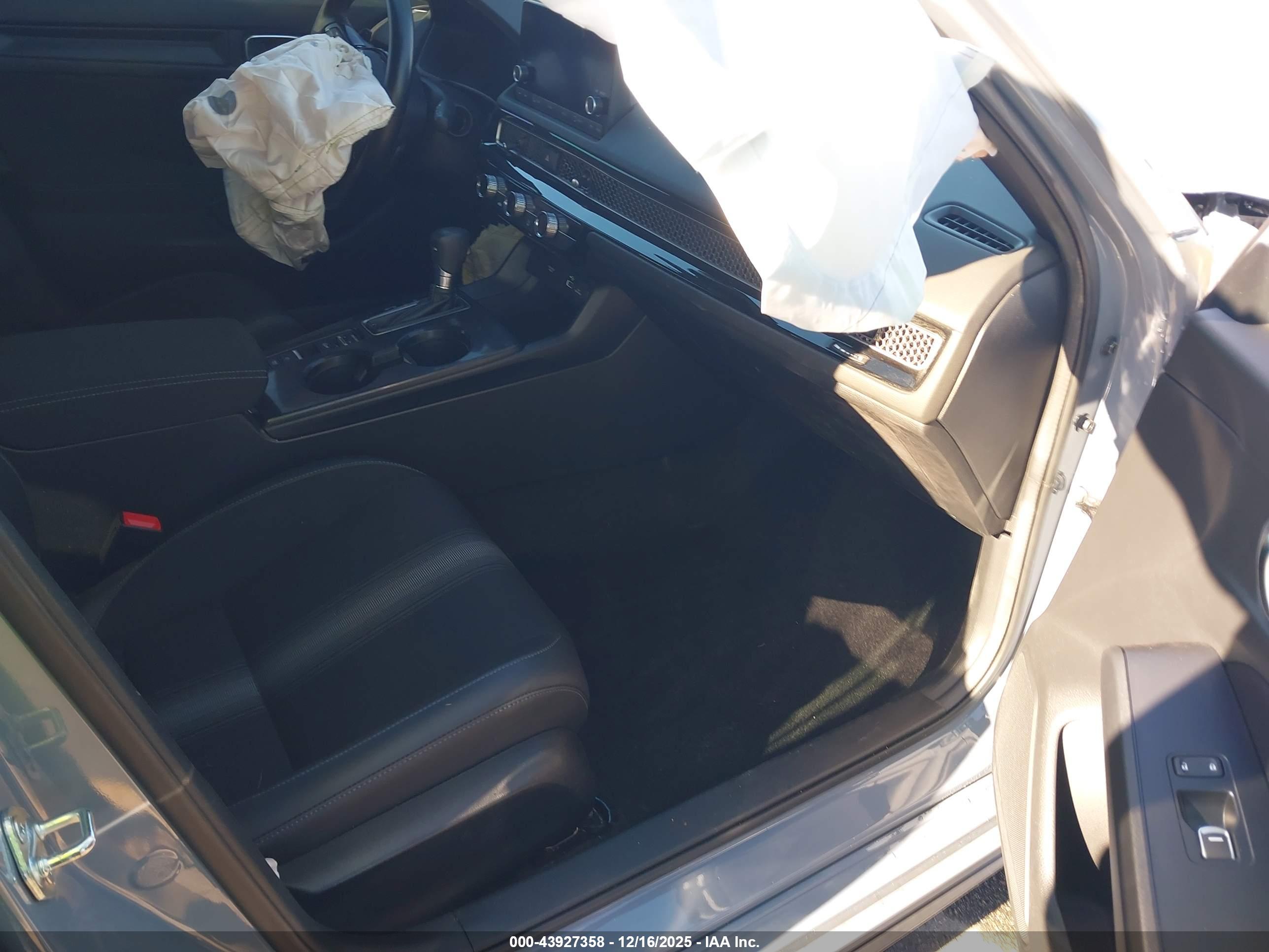 HONDA CIVIC image 5