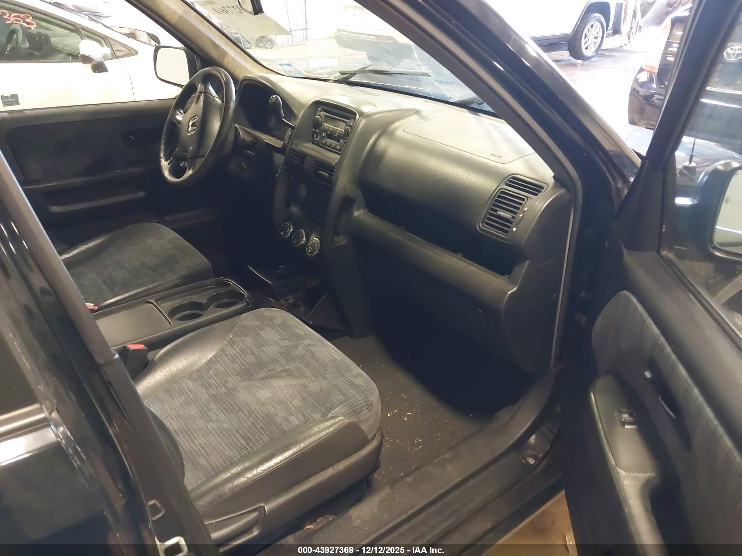 HONDA CR-V image 5
