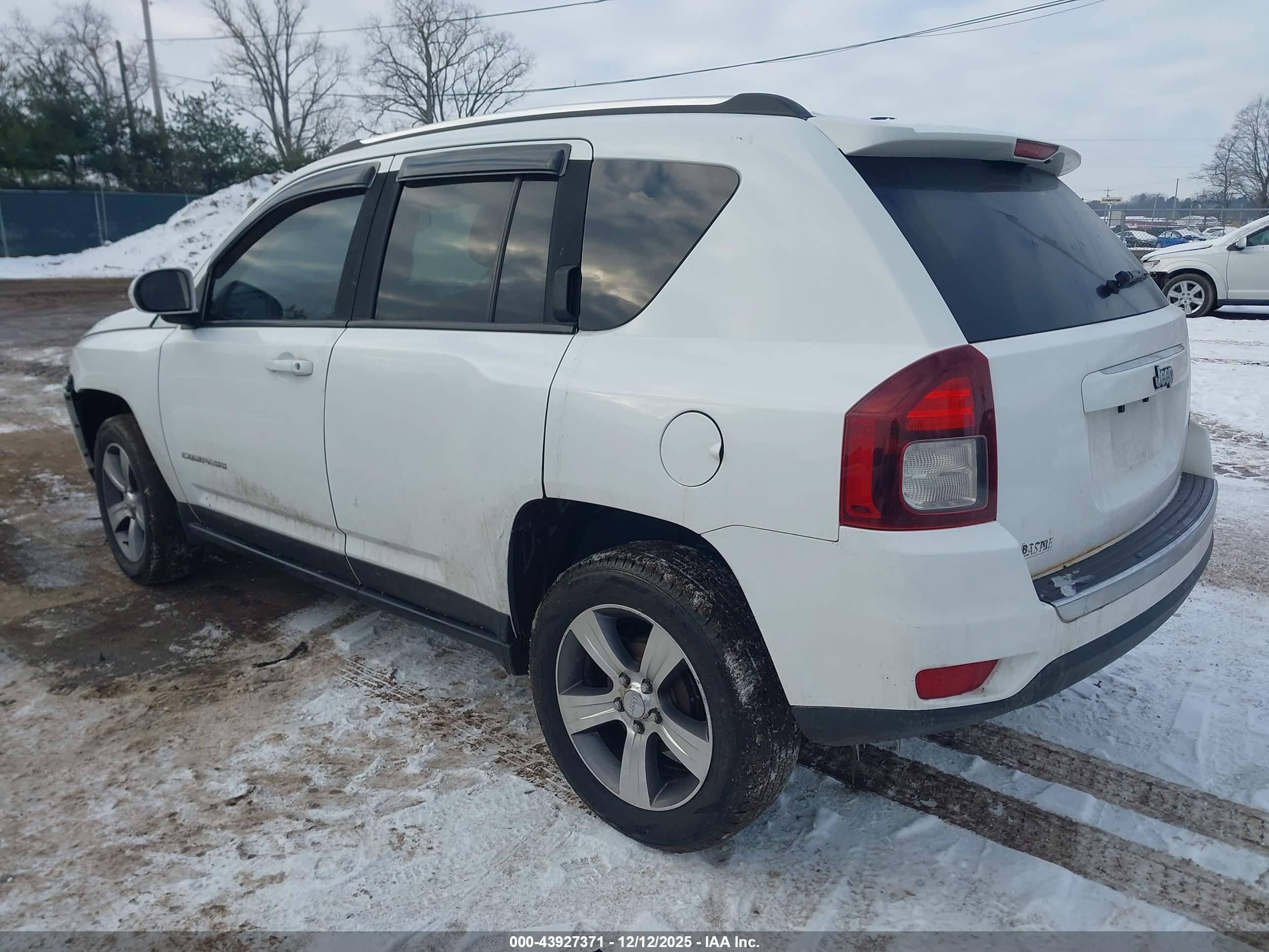 JEEP COMPASS image 3