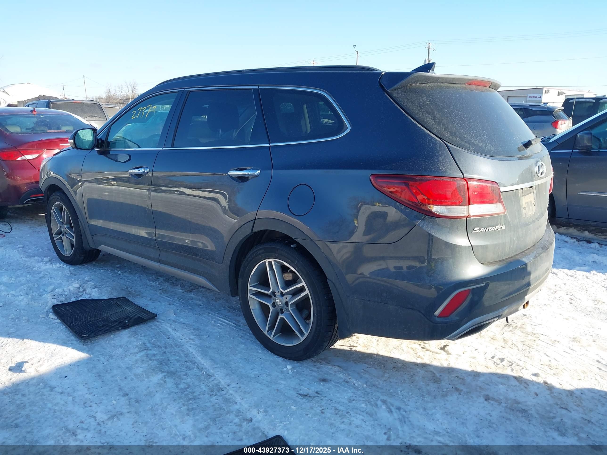 HYUNDAI SANTA image 3