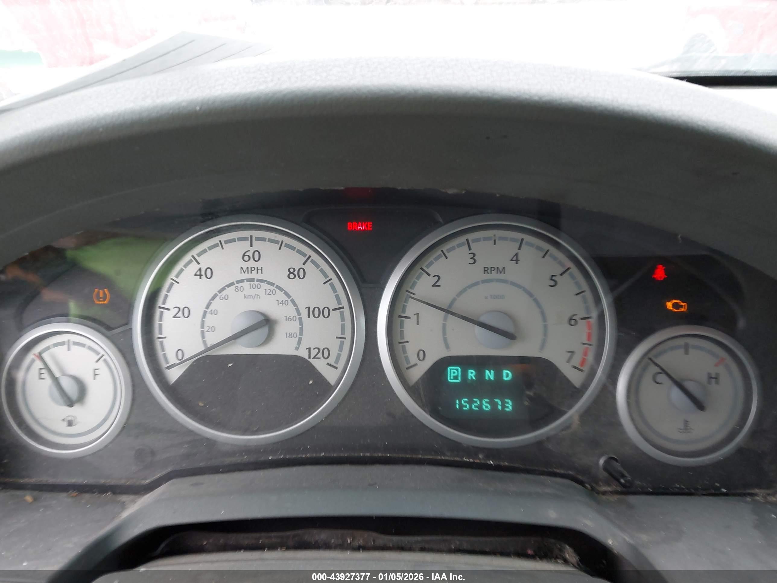 CHRYSLER TOWN image 7
