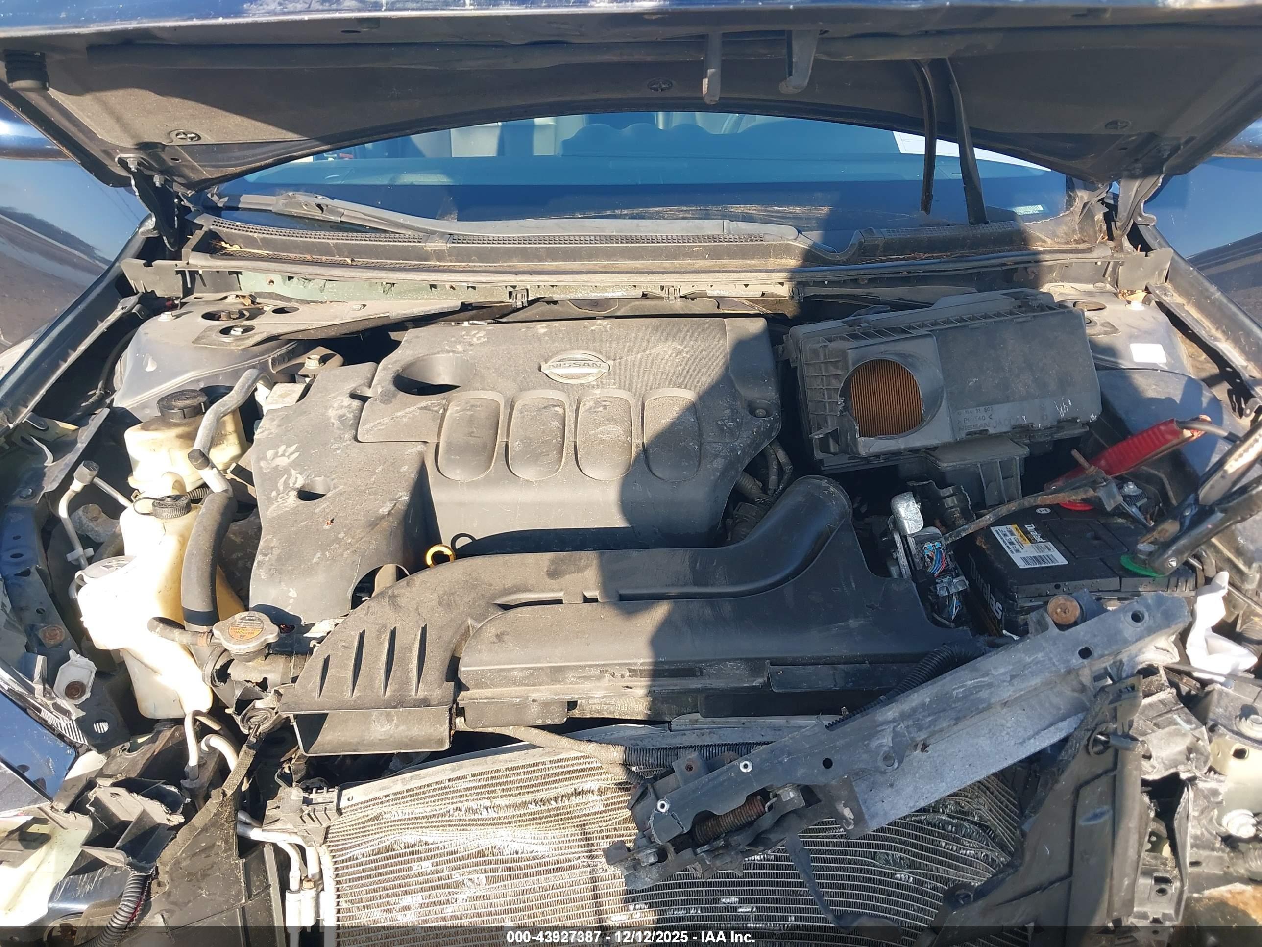 NISSAN ALTIMA image 10