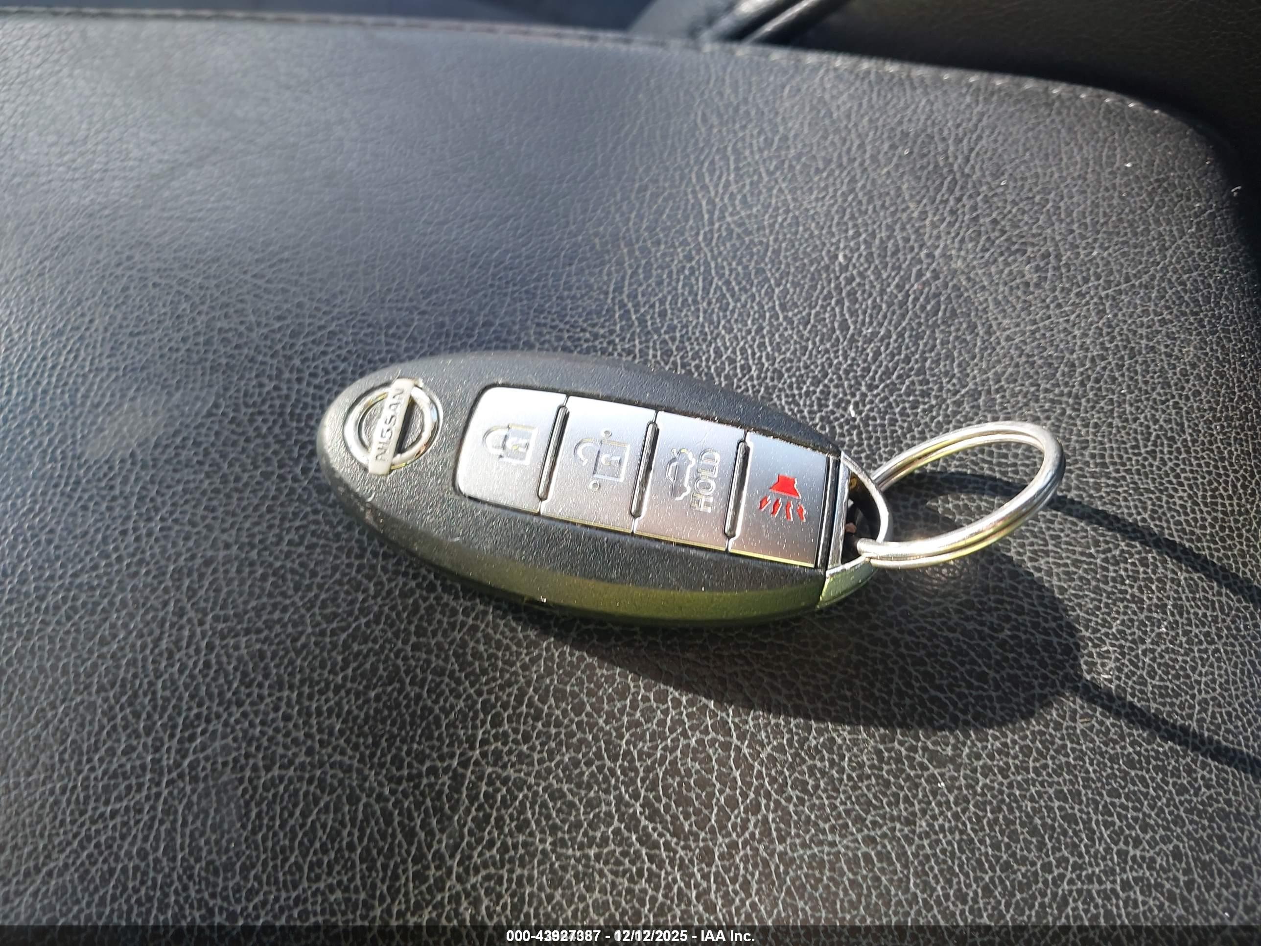 NISSAN ALTIMA image 11