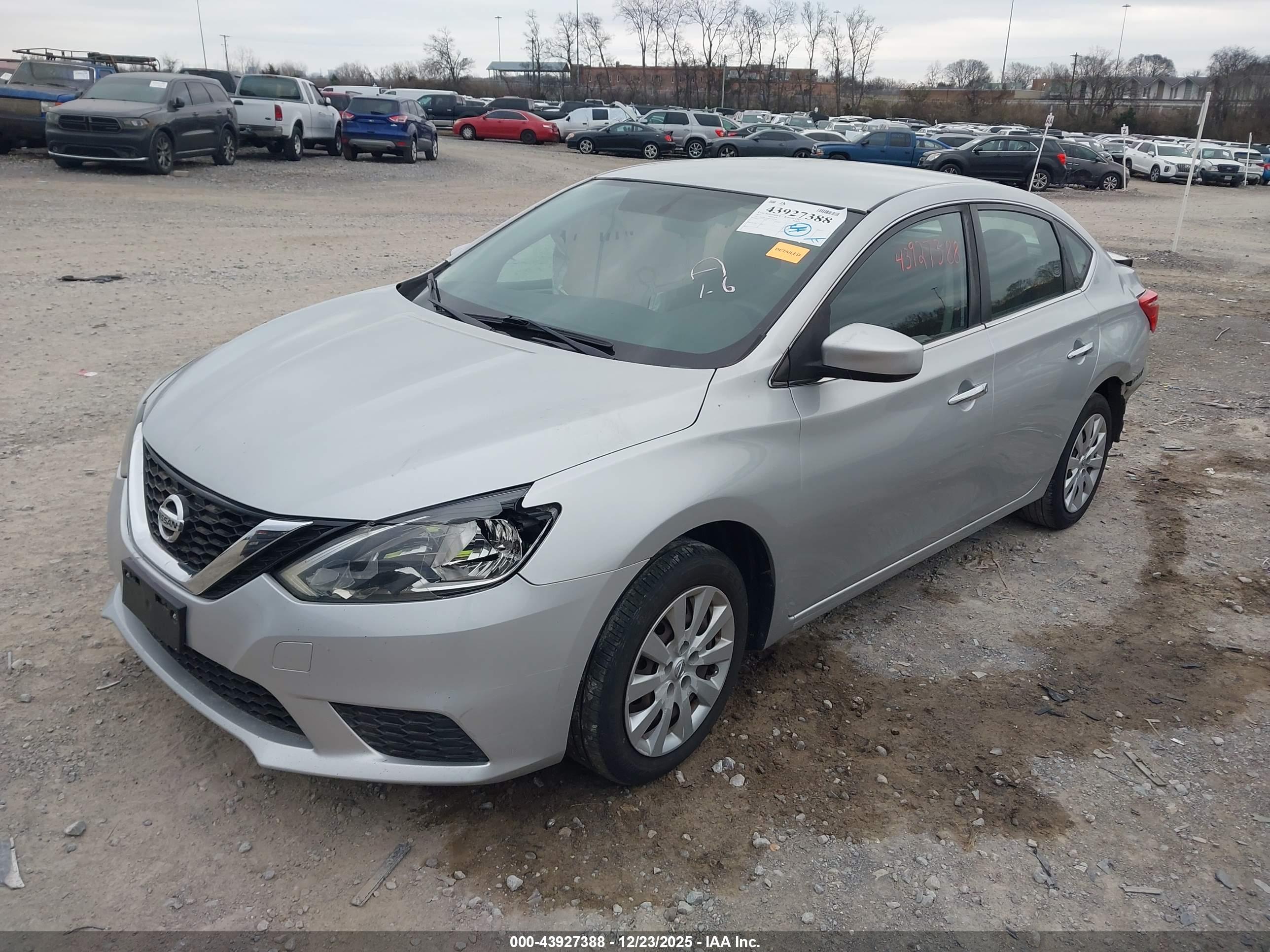 NISSAN SENTRA image 2