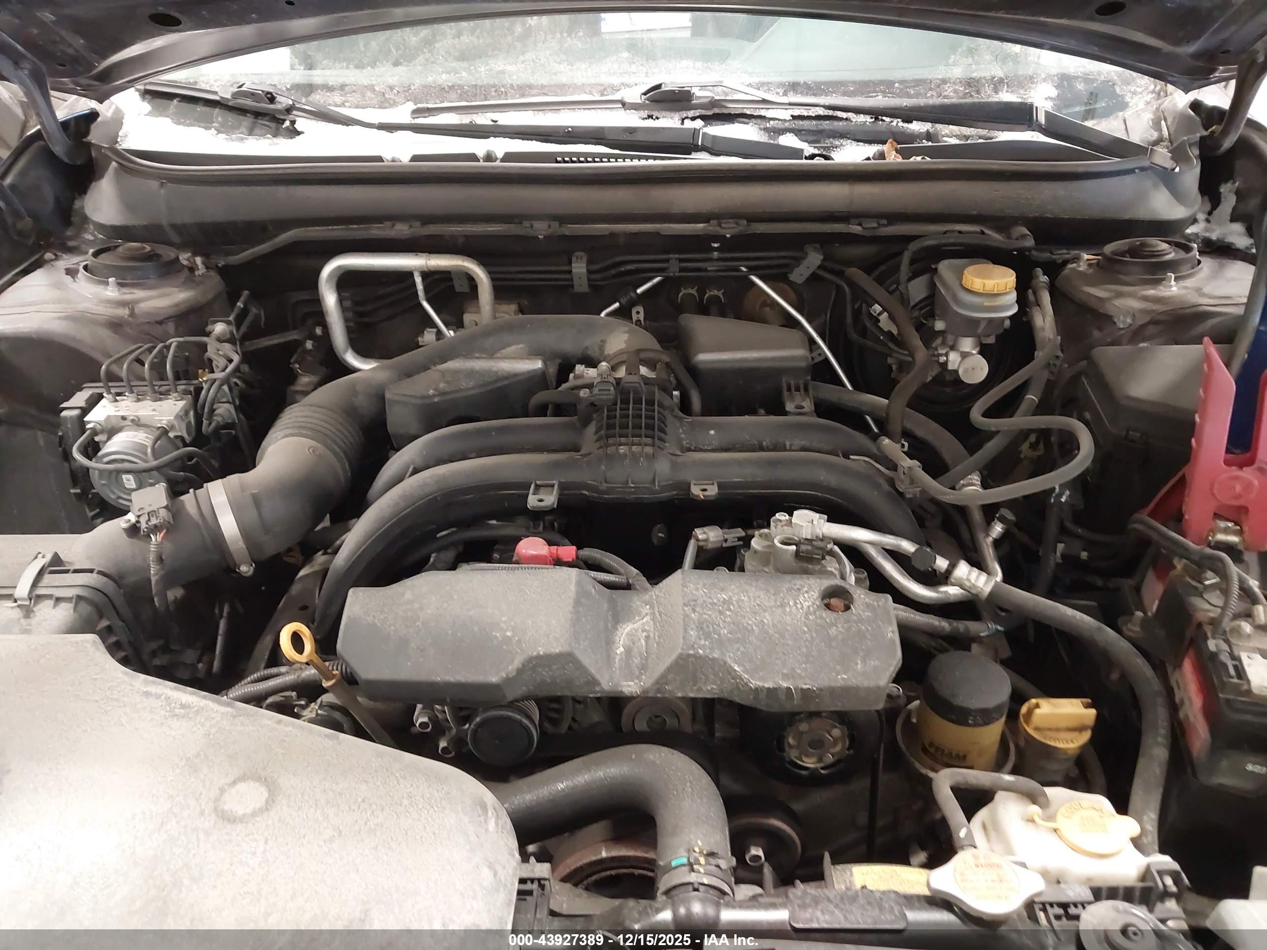 SUBARU OUTBACK image 10