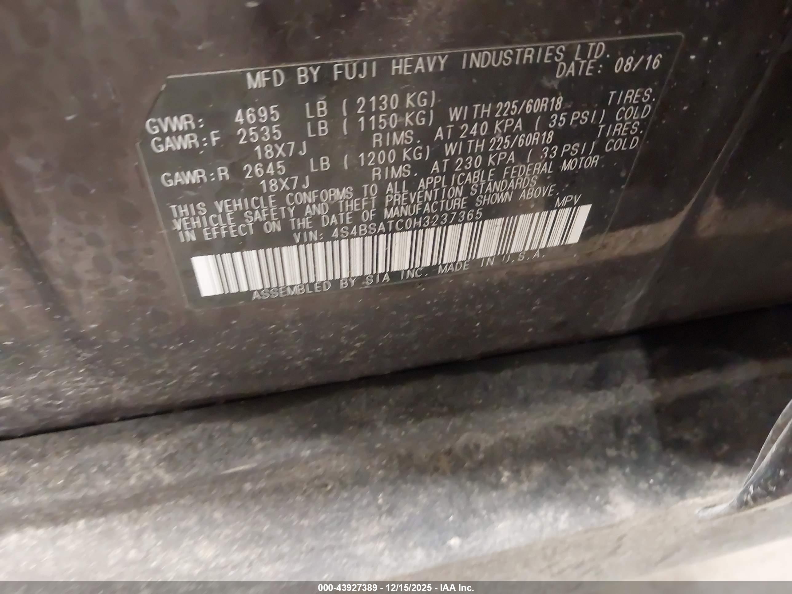 SUBARU OUTBACK image 9