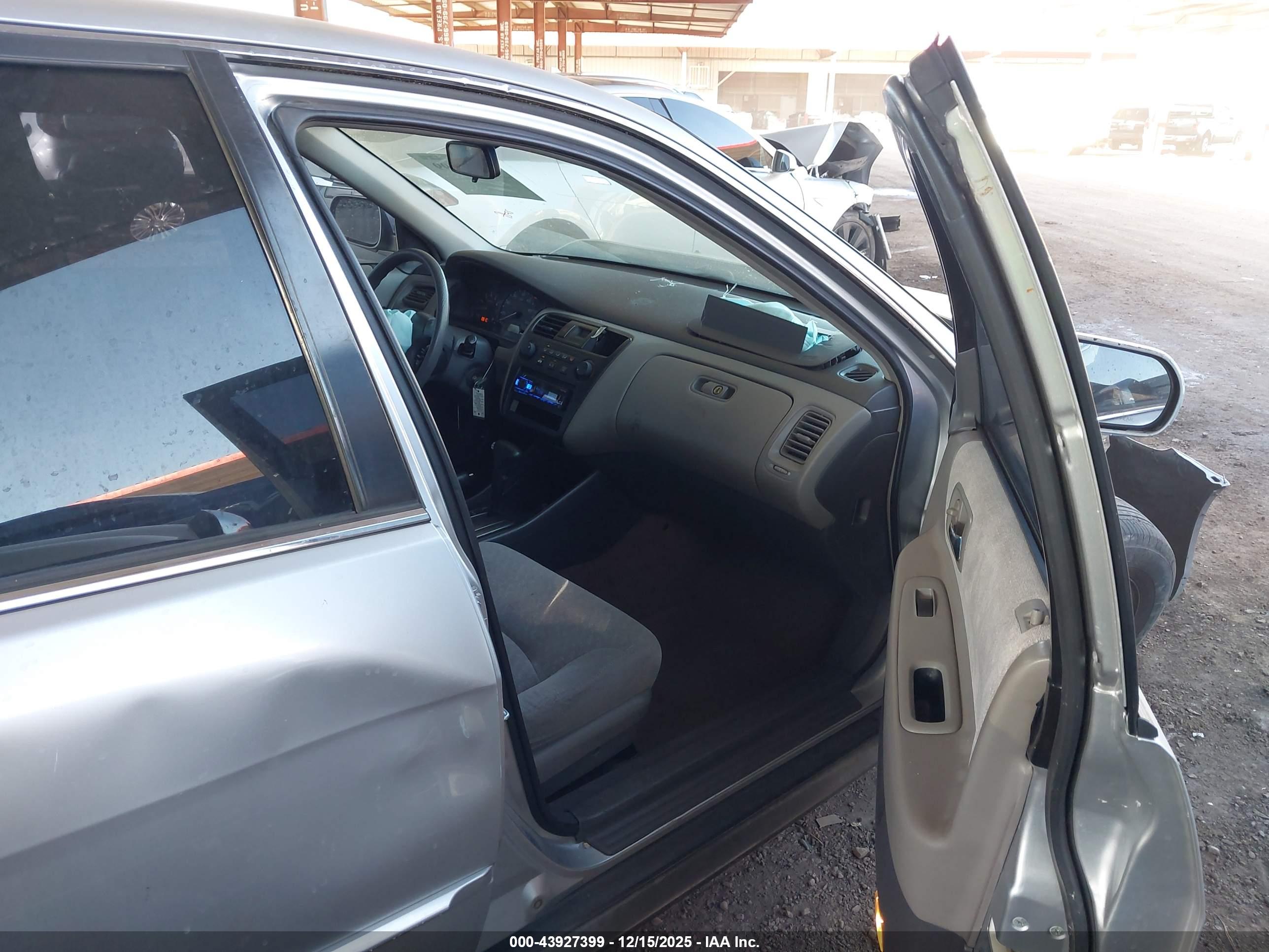 HONDA ACCORD image 5