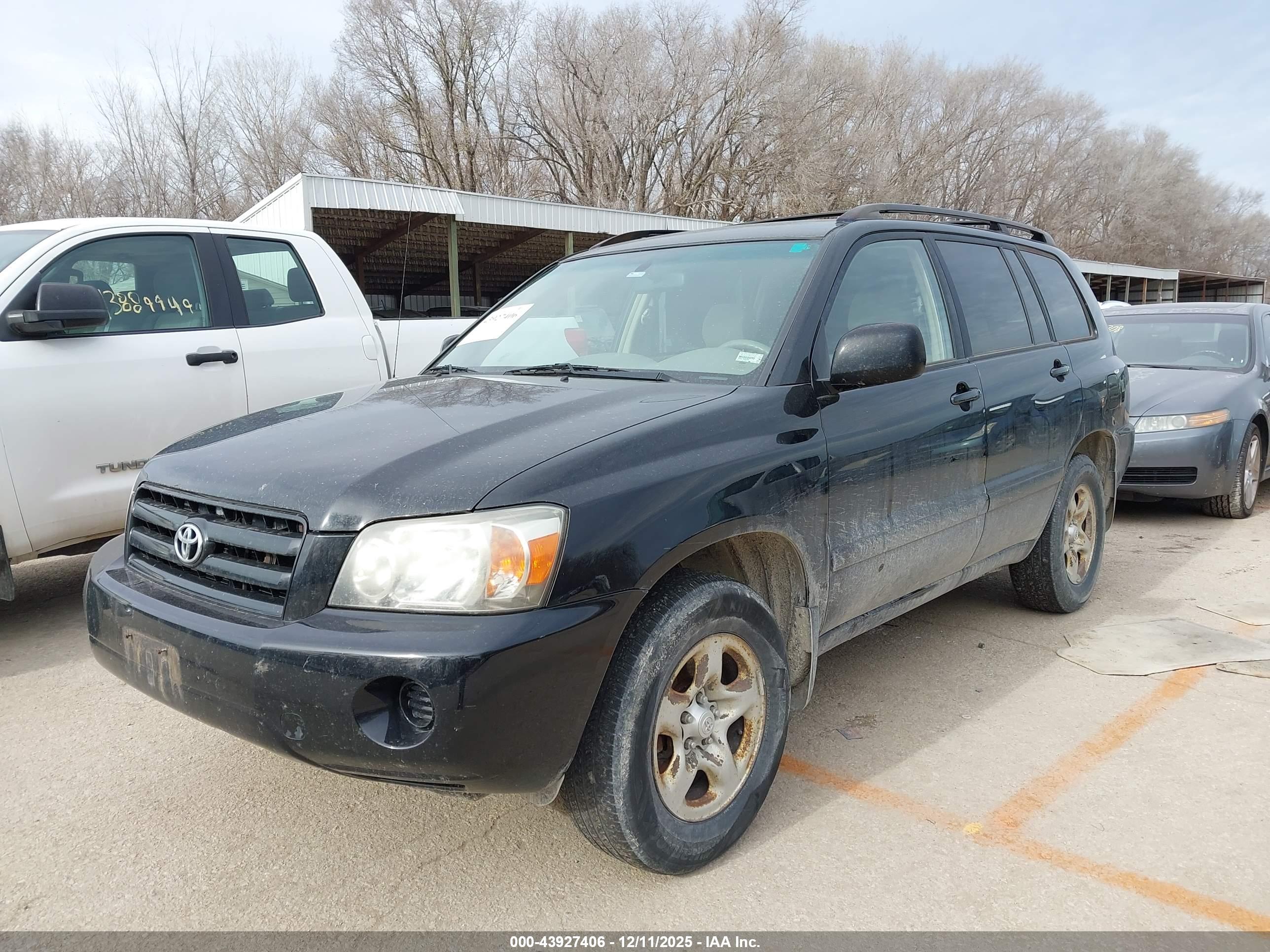 TOYOTA HIGHLANDER image 2