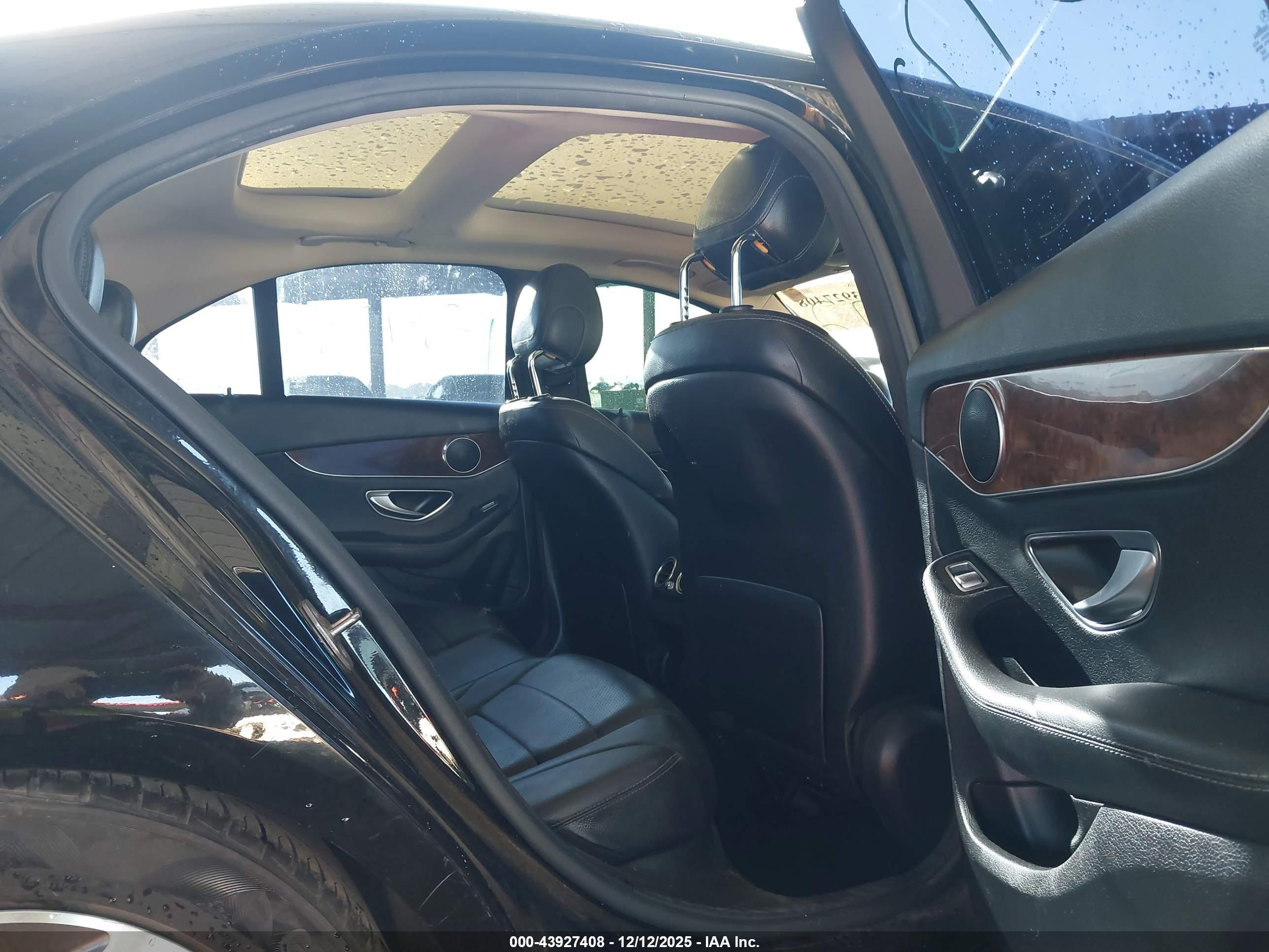 MERCEDES-BENZ C image 8