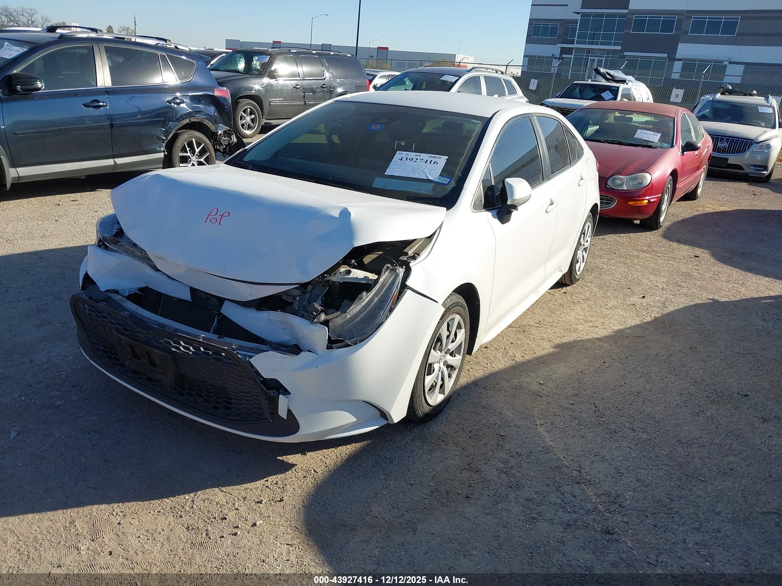 TOYOTA COROLLA image 2