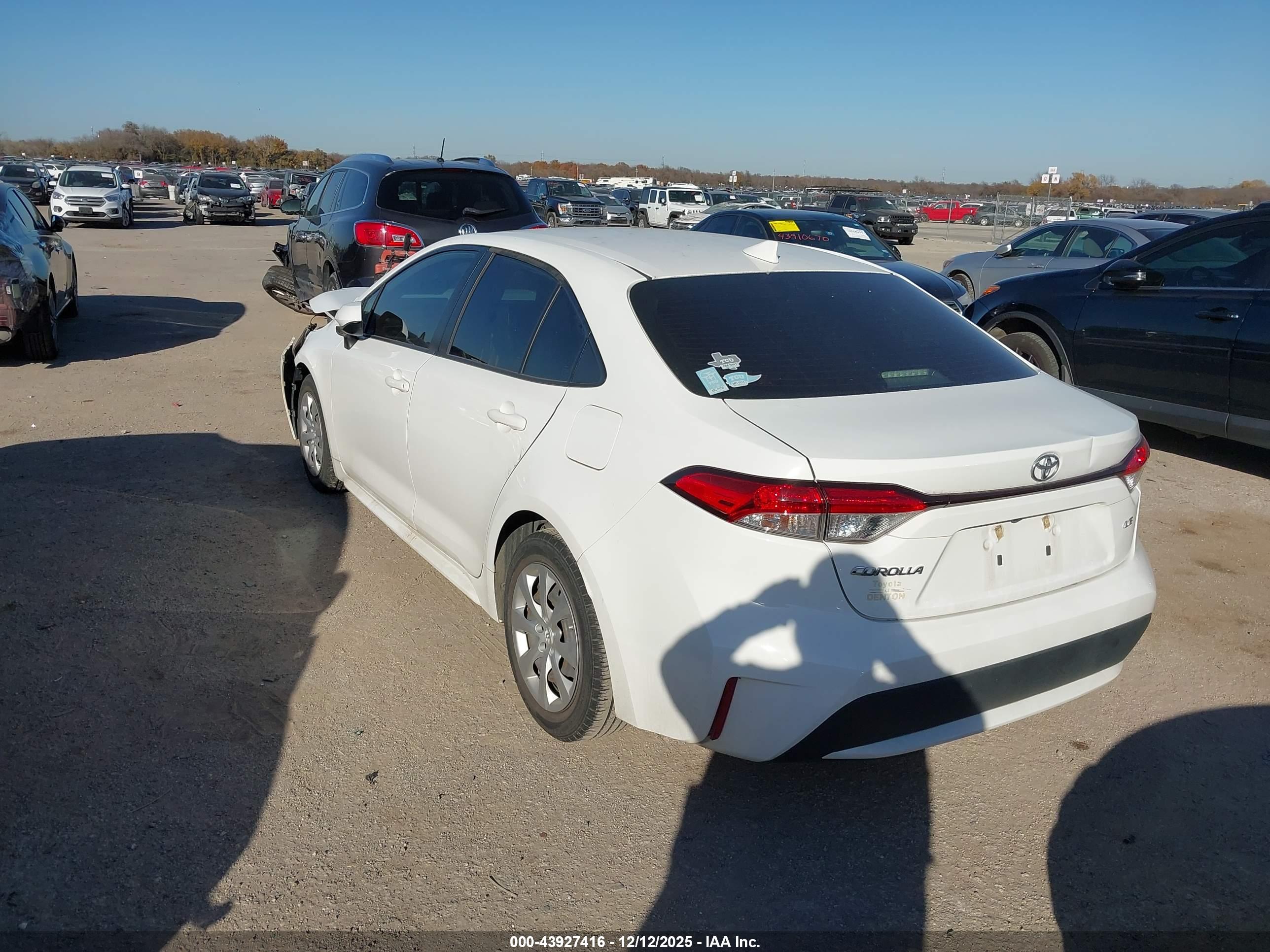 TOYOTA COROLLA image 3