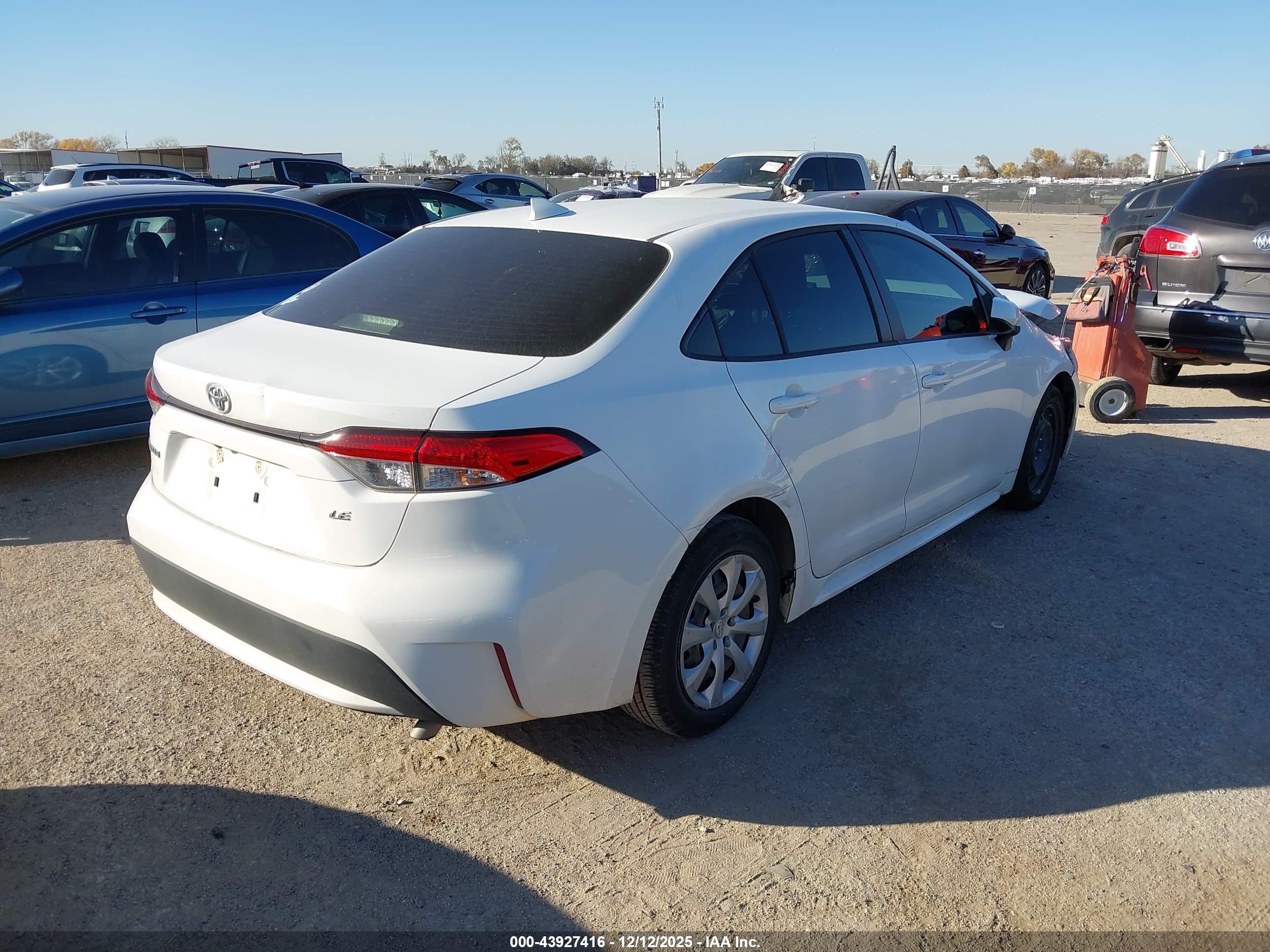 TOYOTA COROLLA image 4