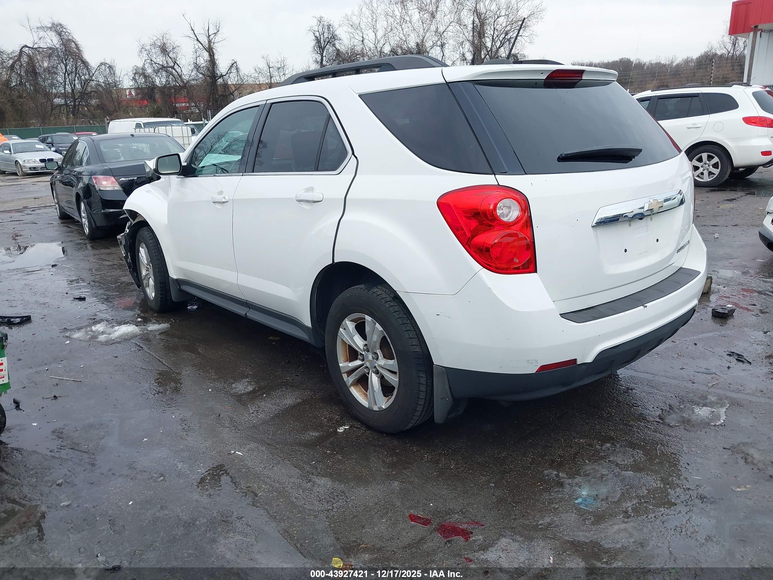 CHEVROLET EQUINOX image 3