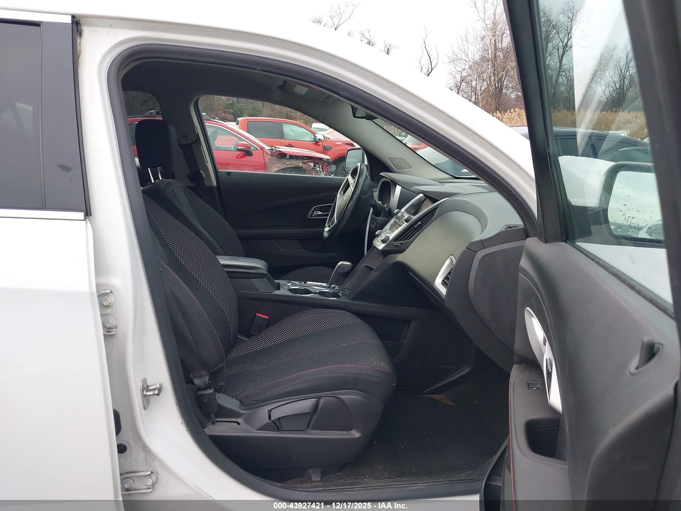 CHEVROLET EQUINOX image 5