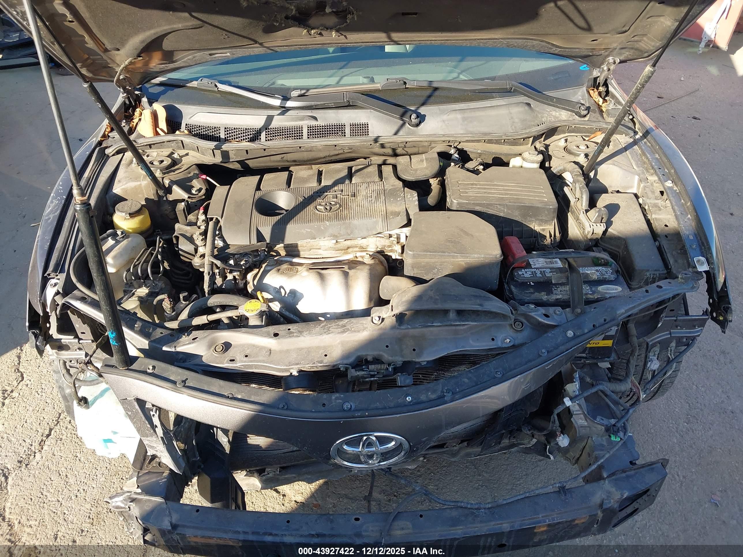 TOYOTA CAMRY image 10