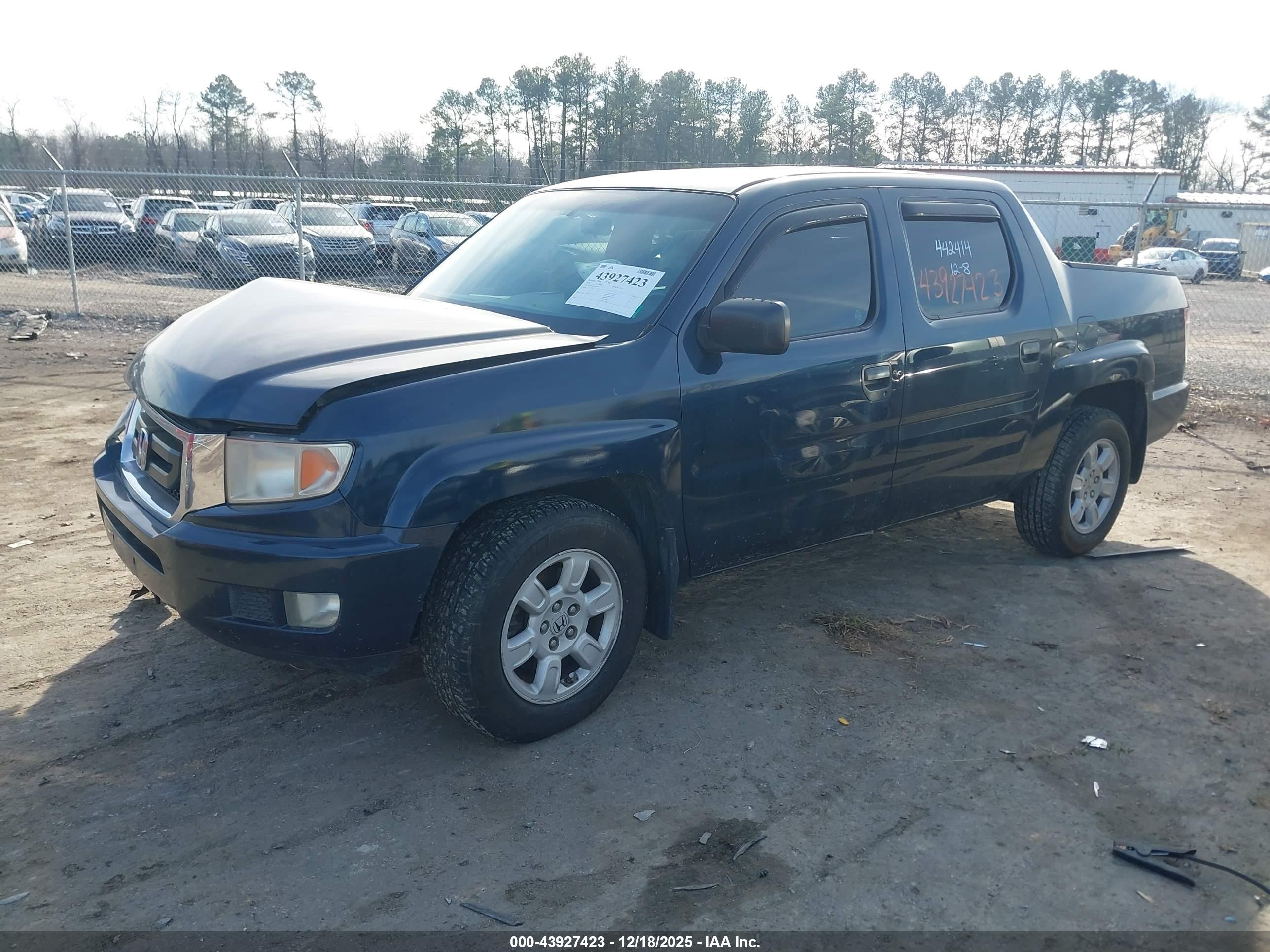 HONDA RIDGELINE image 2