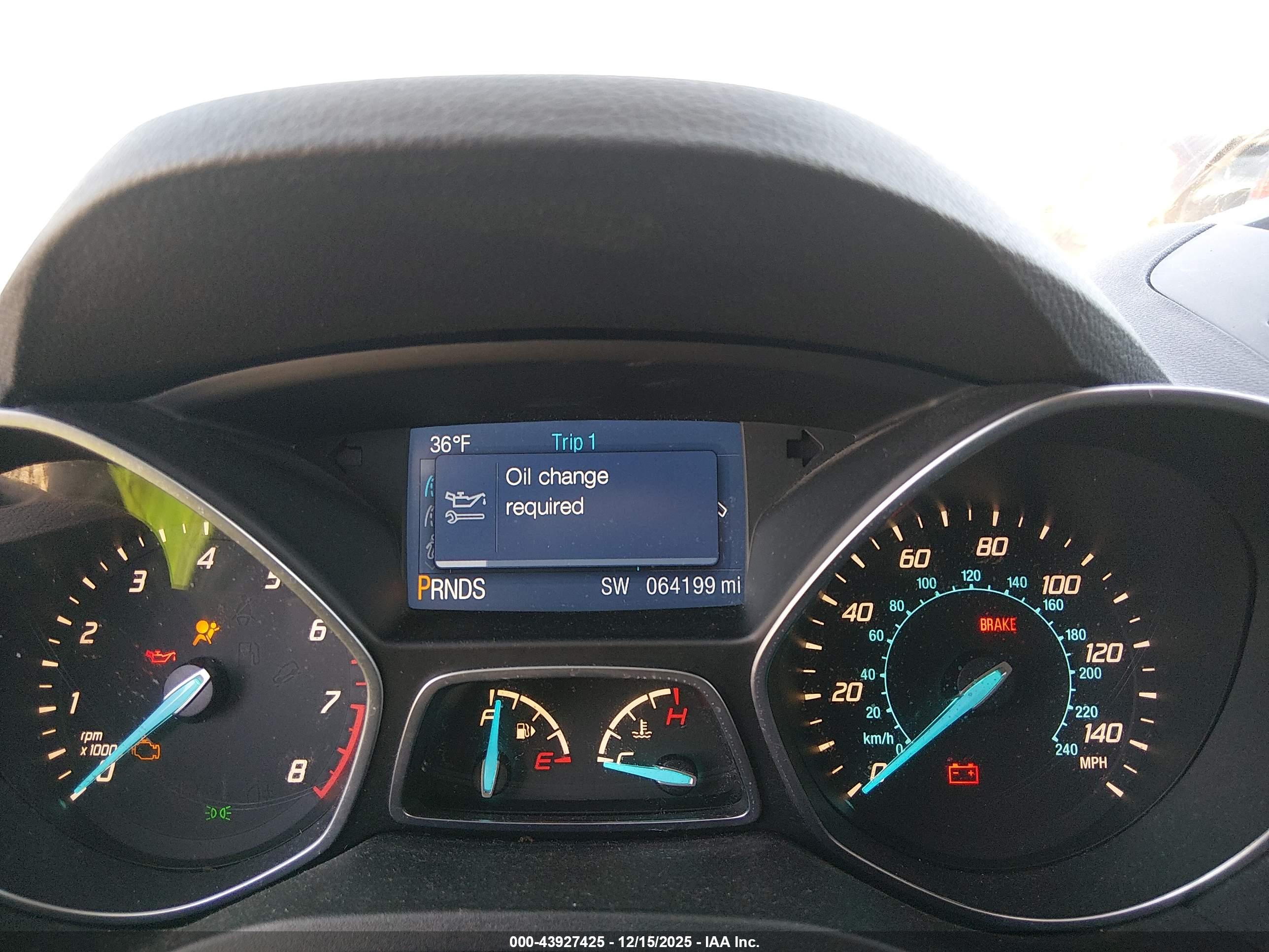 FORD ESCAPE image 7