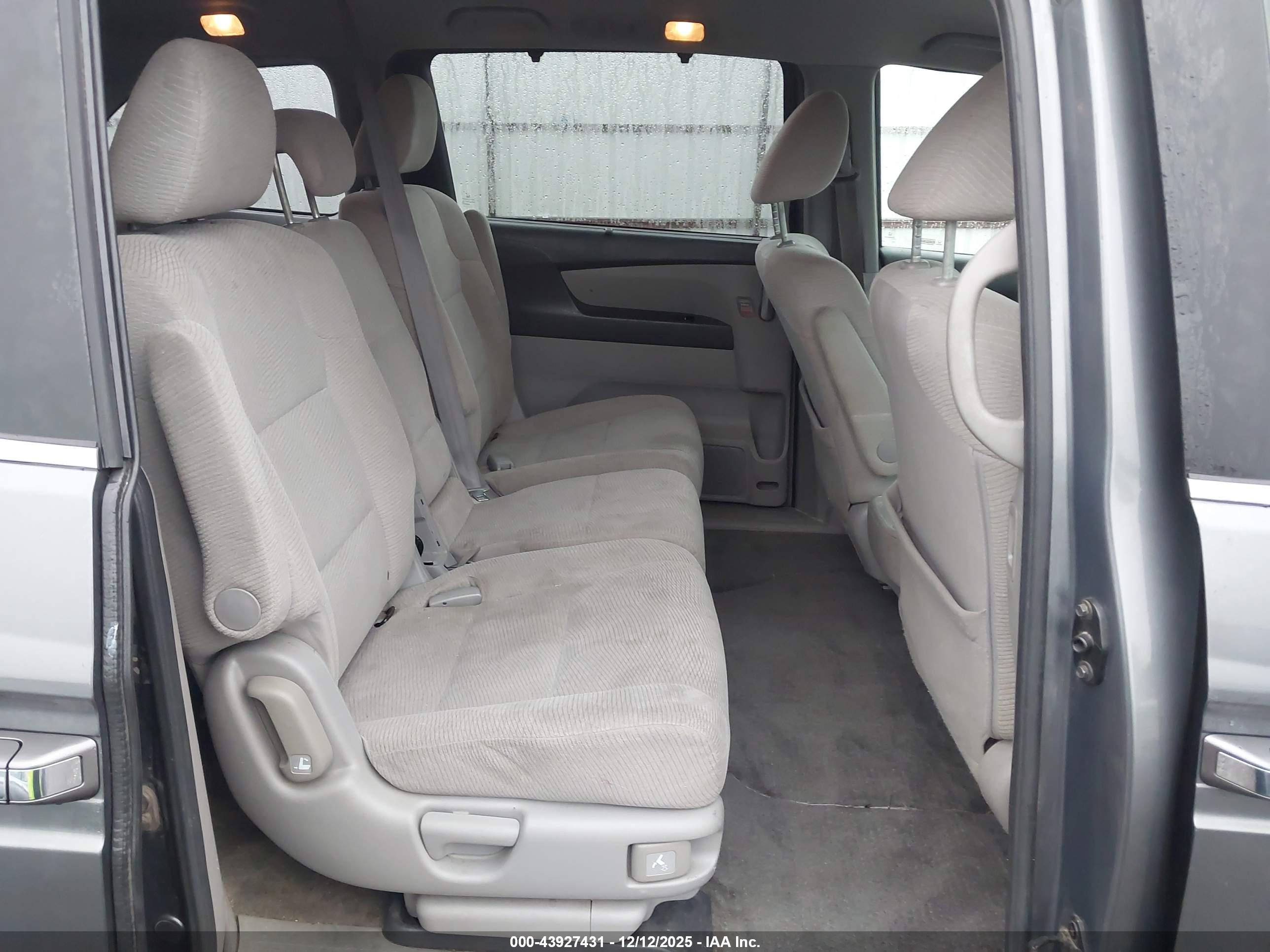 HONDA ODYSSEY image 8