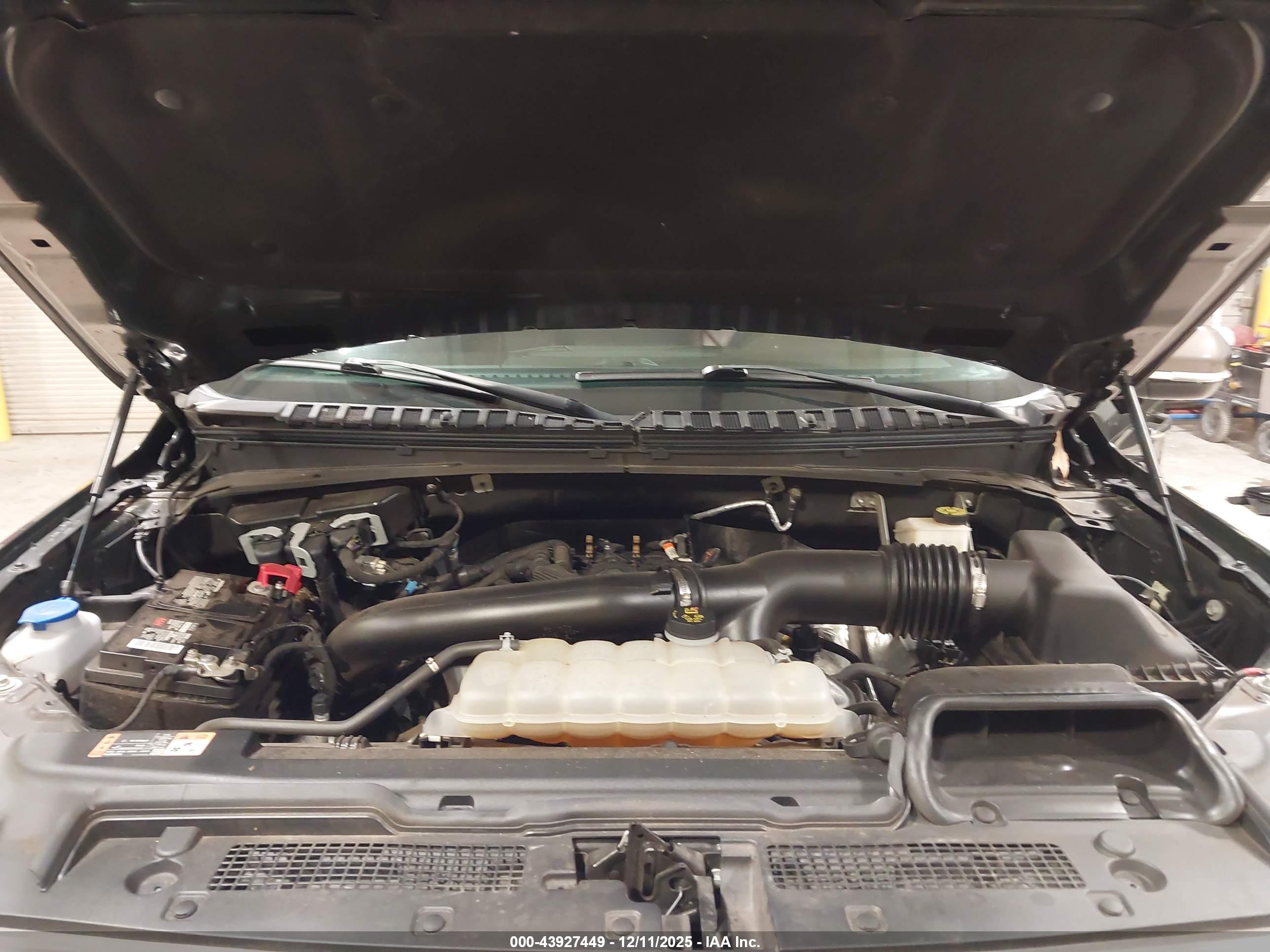 FORD EXPEDITION image 10