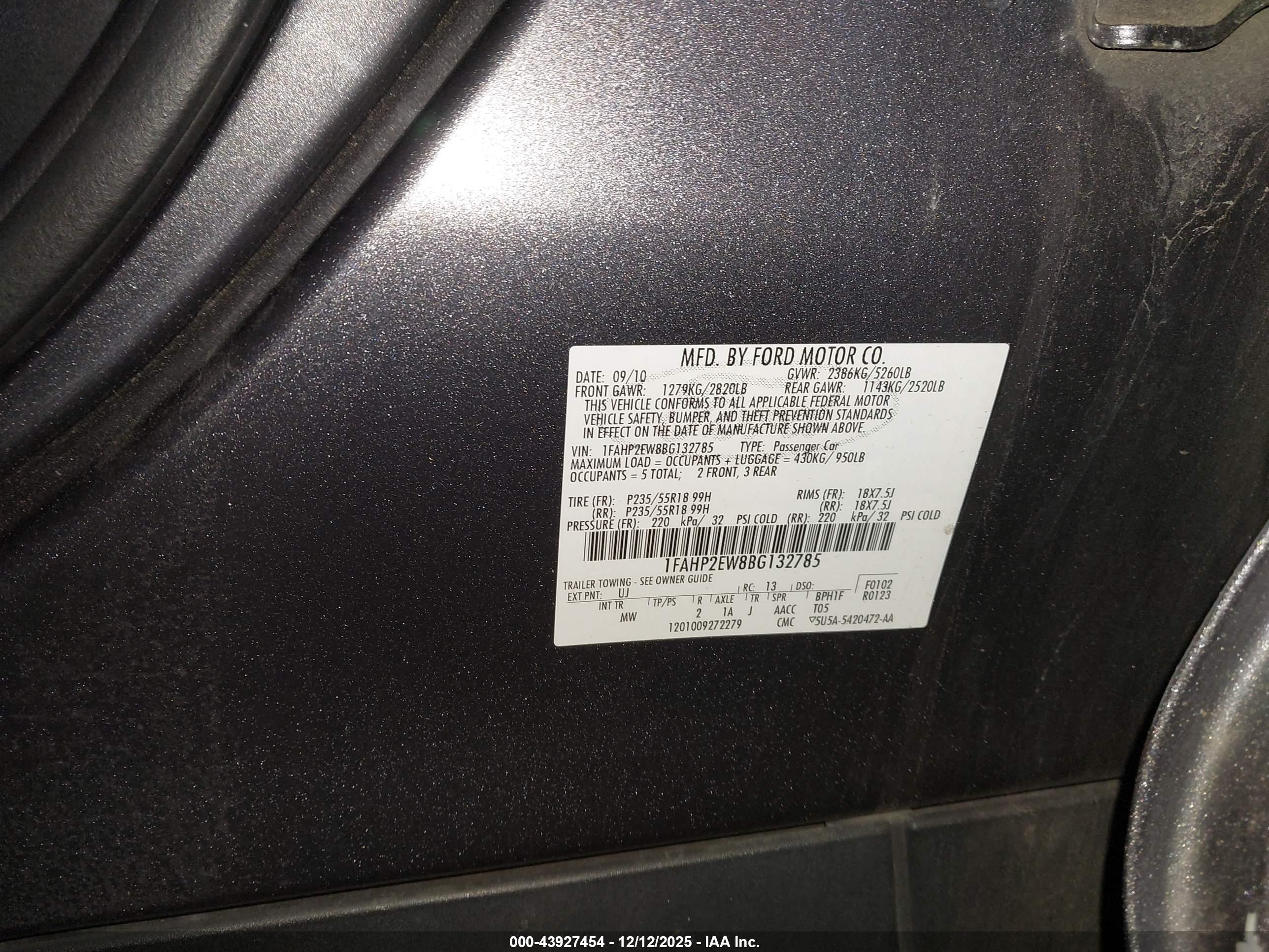 FORD TAURUS image 9