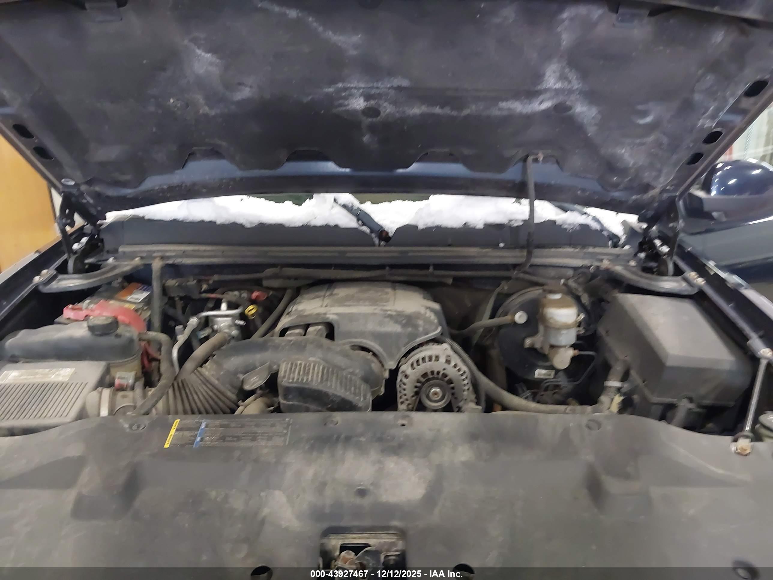 CHEVROLET SILVERADO image 10