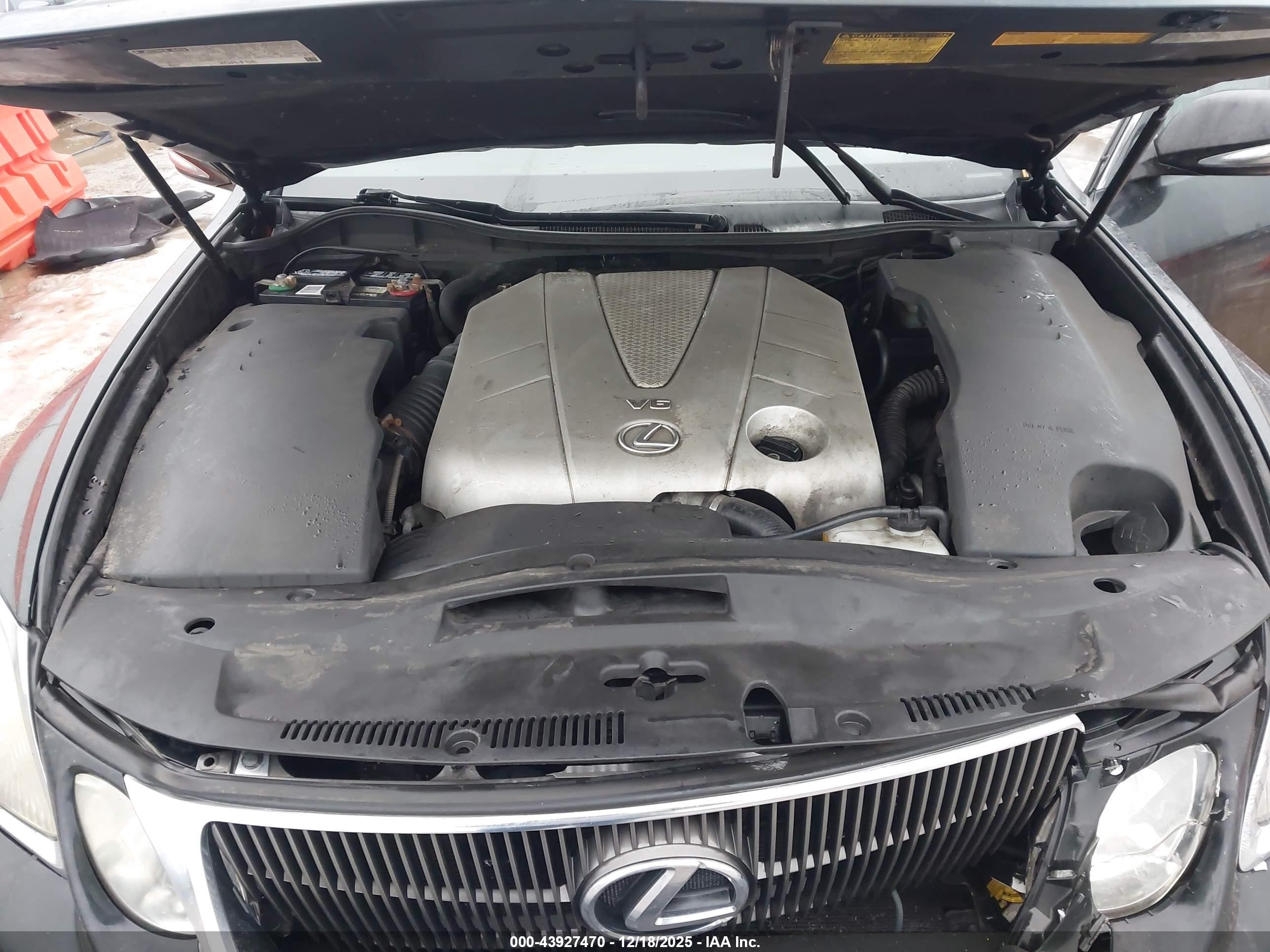 LEXUS GS image 10