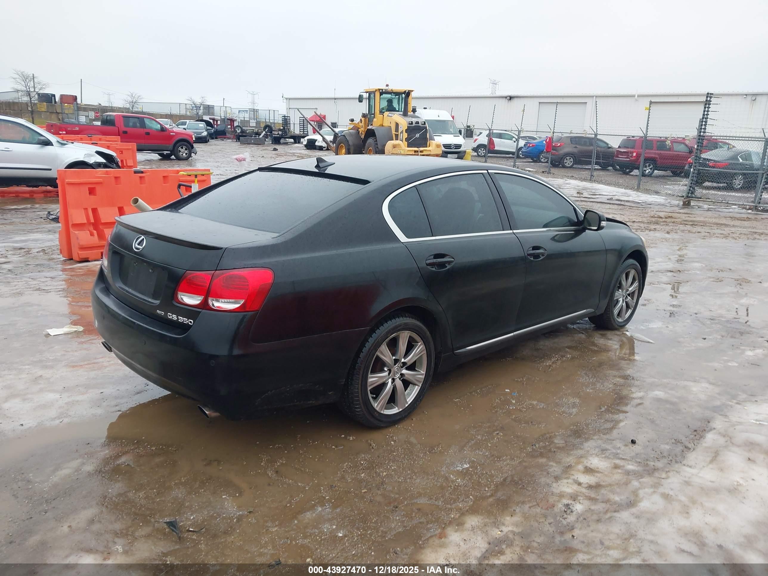 LEXUS GS image 4