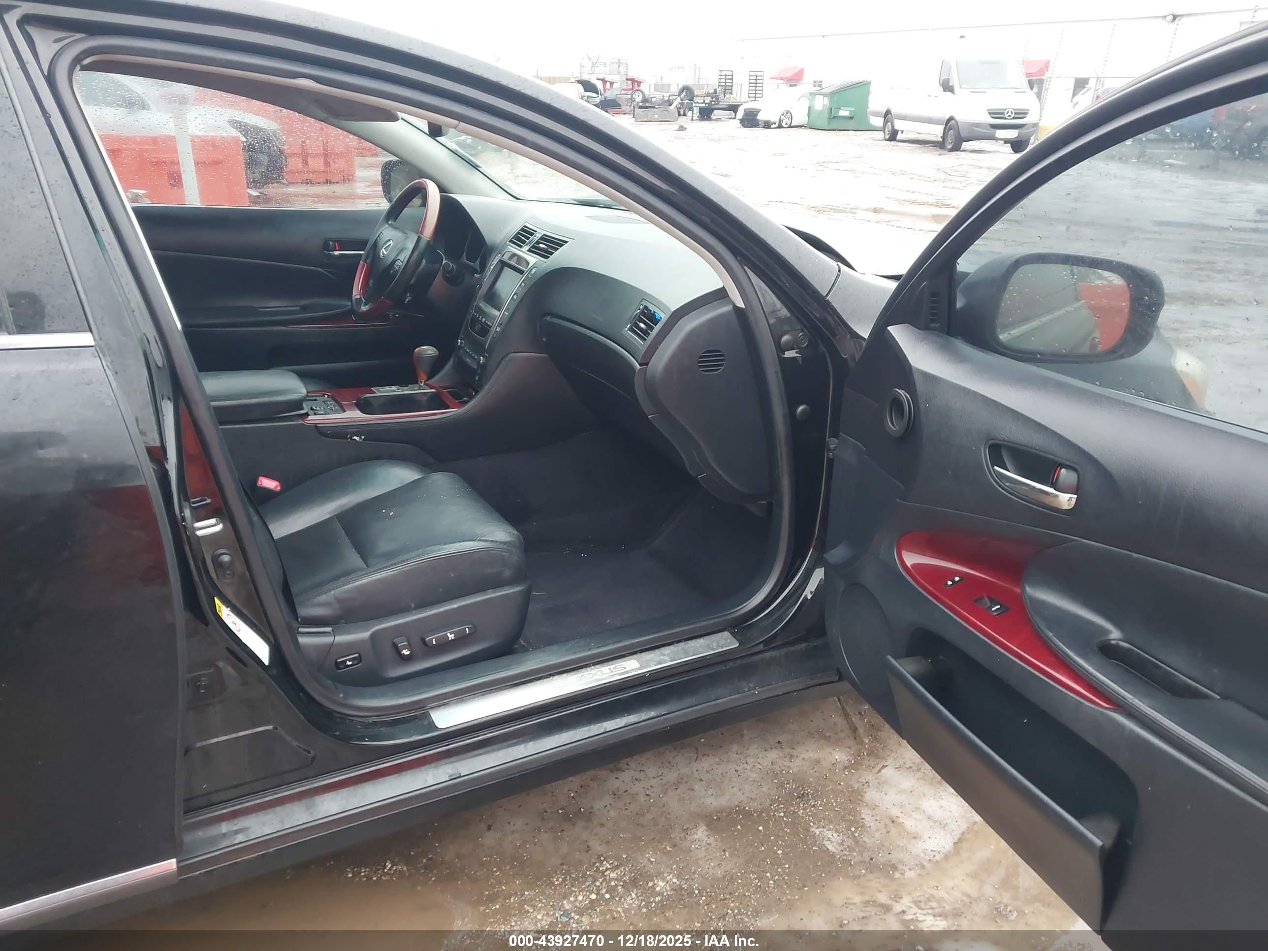 LEXUS GS image 5