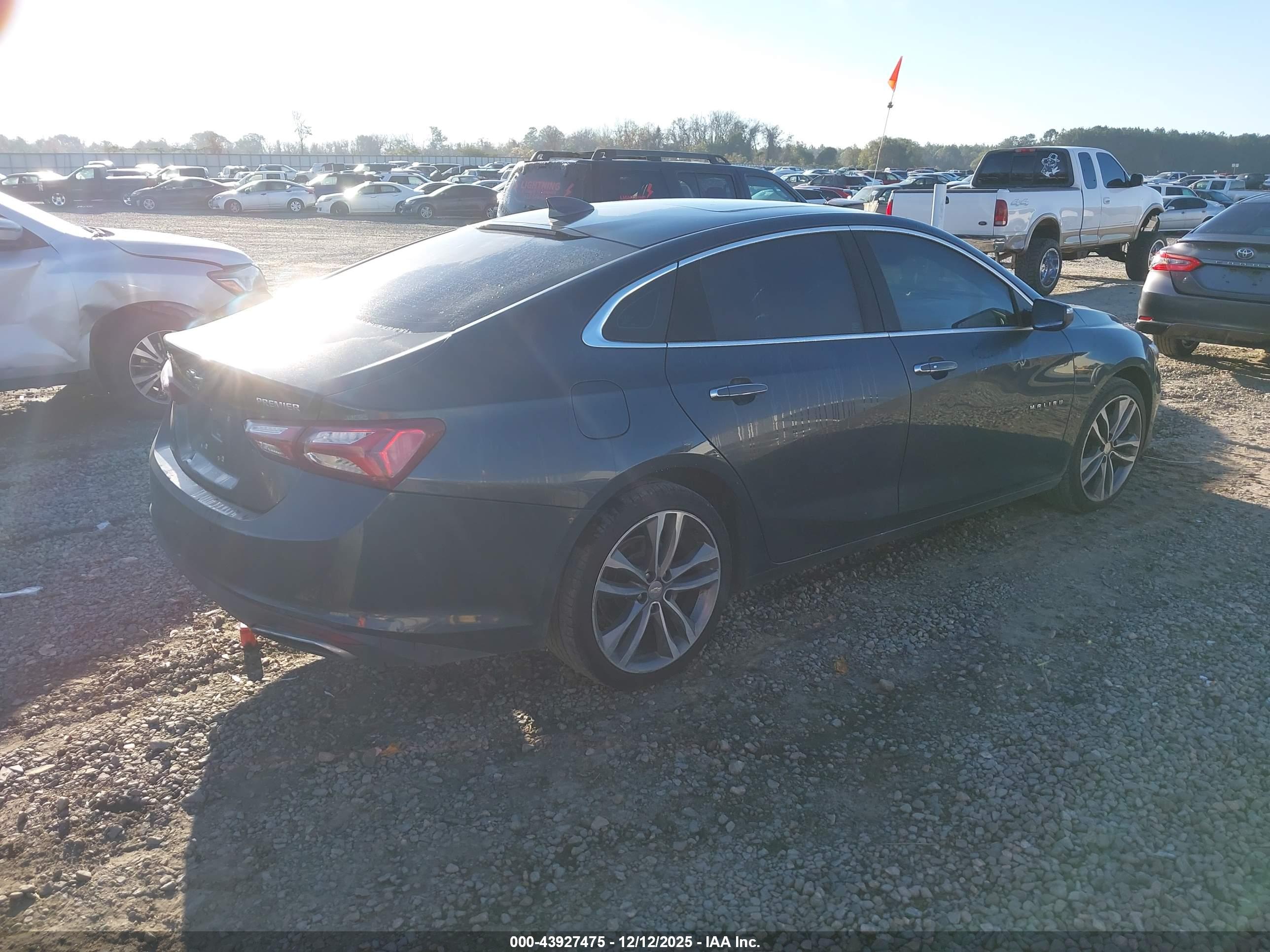 CHEVROLET MALIBU image 4