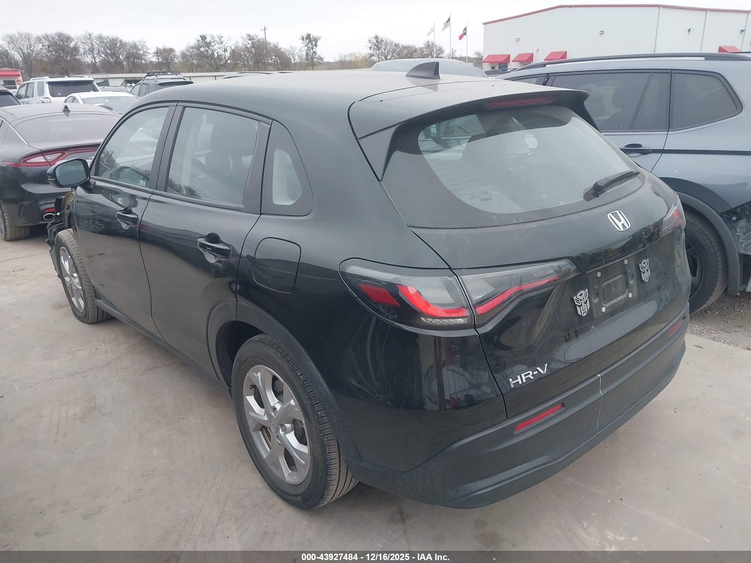 HONDA HR-V image 3