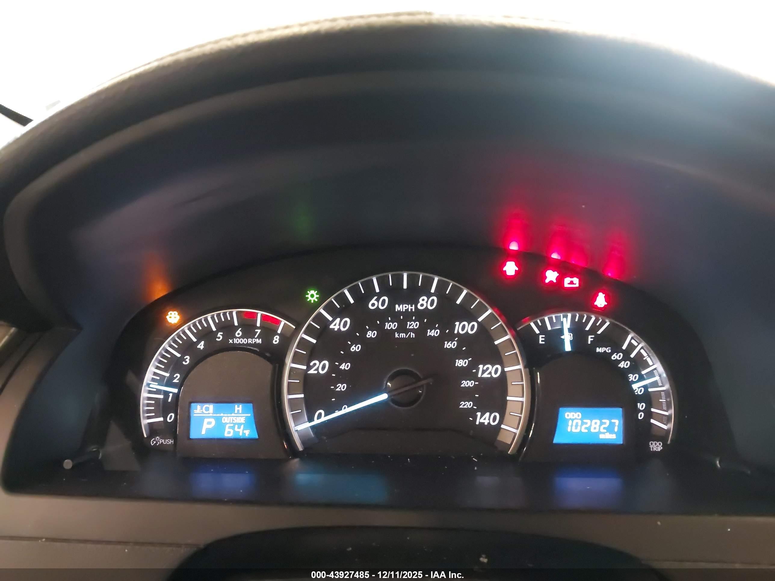 TOYOTA CAMRY image 7