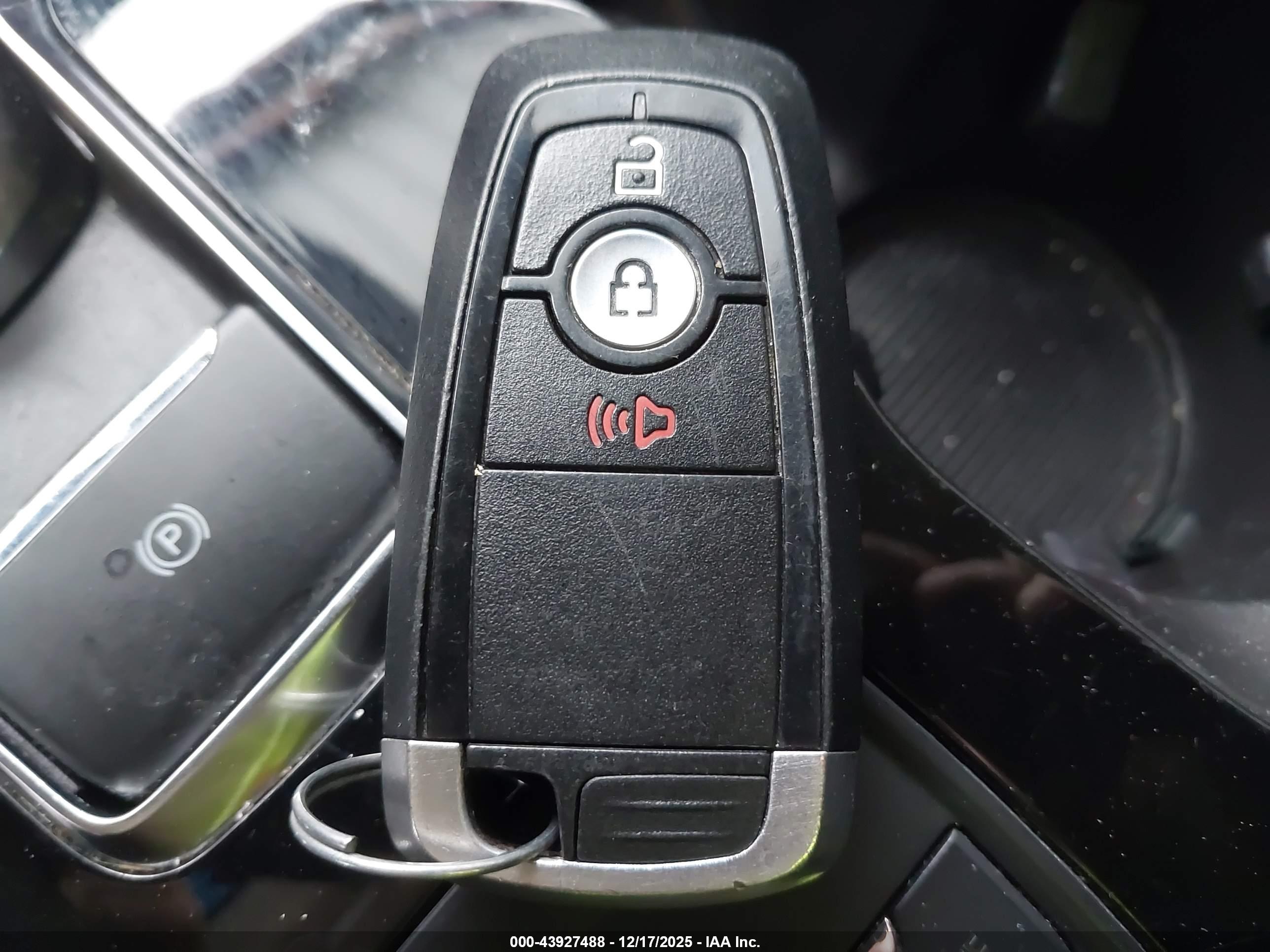 FORD EDGE image 11