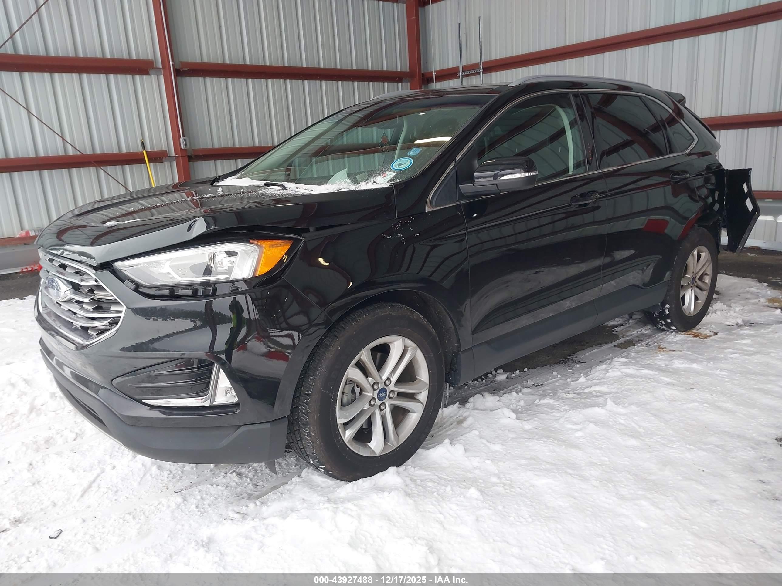 FORD EDGE image 2