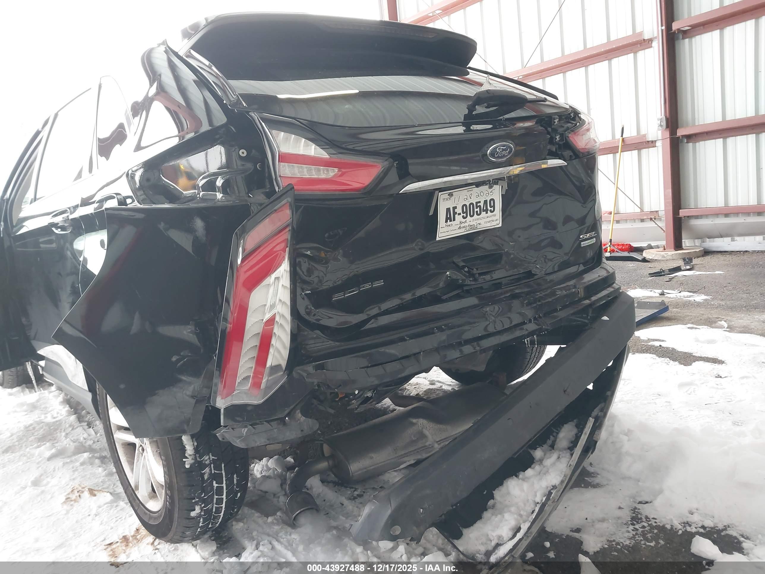 FORD EDGE image 6