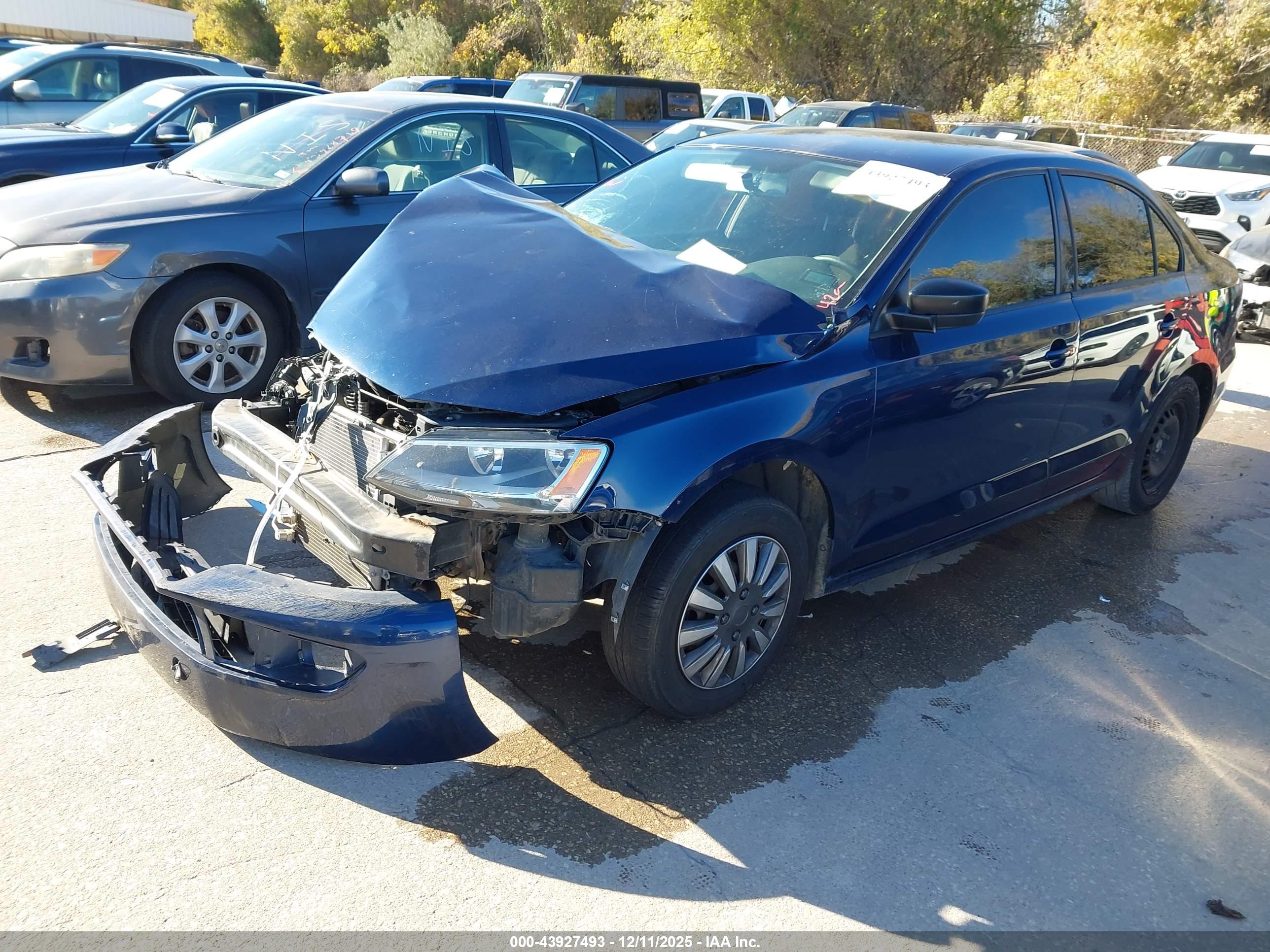 VOLKSWAGEN JETTA image 2