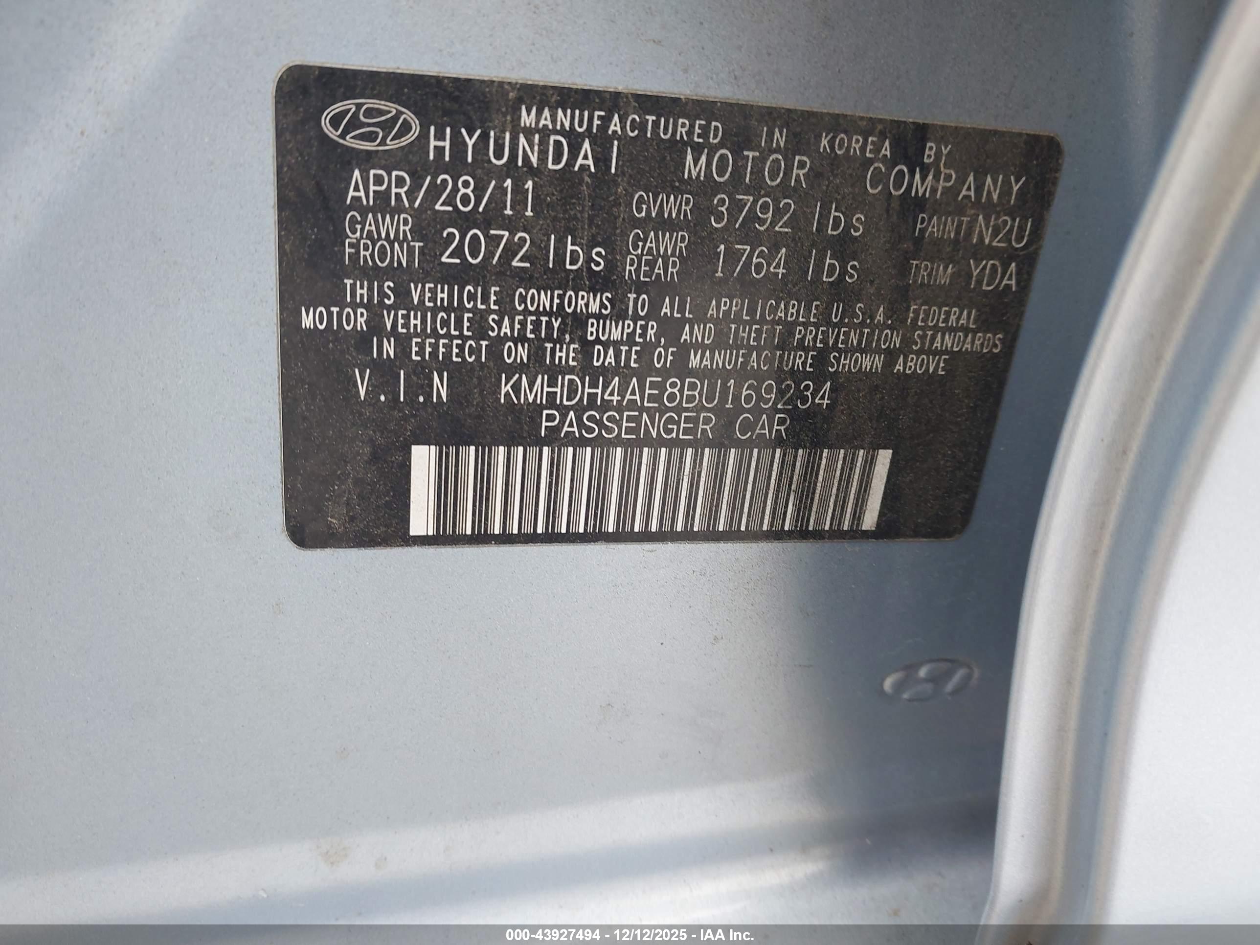 HYUNDAI ELANTRA image 9