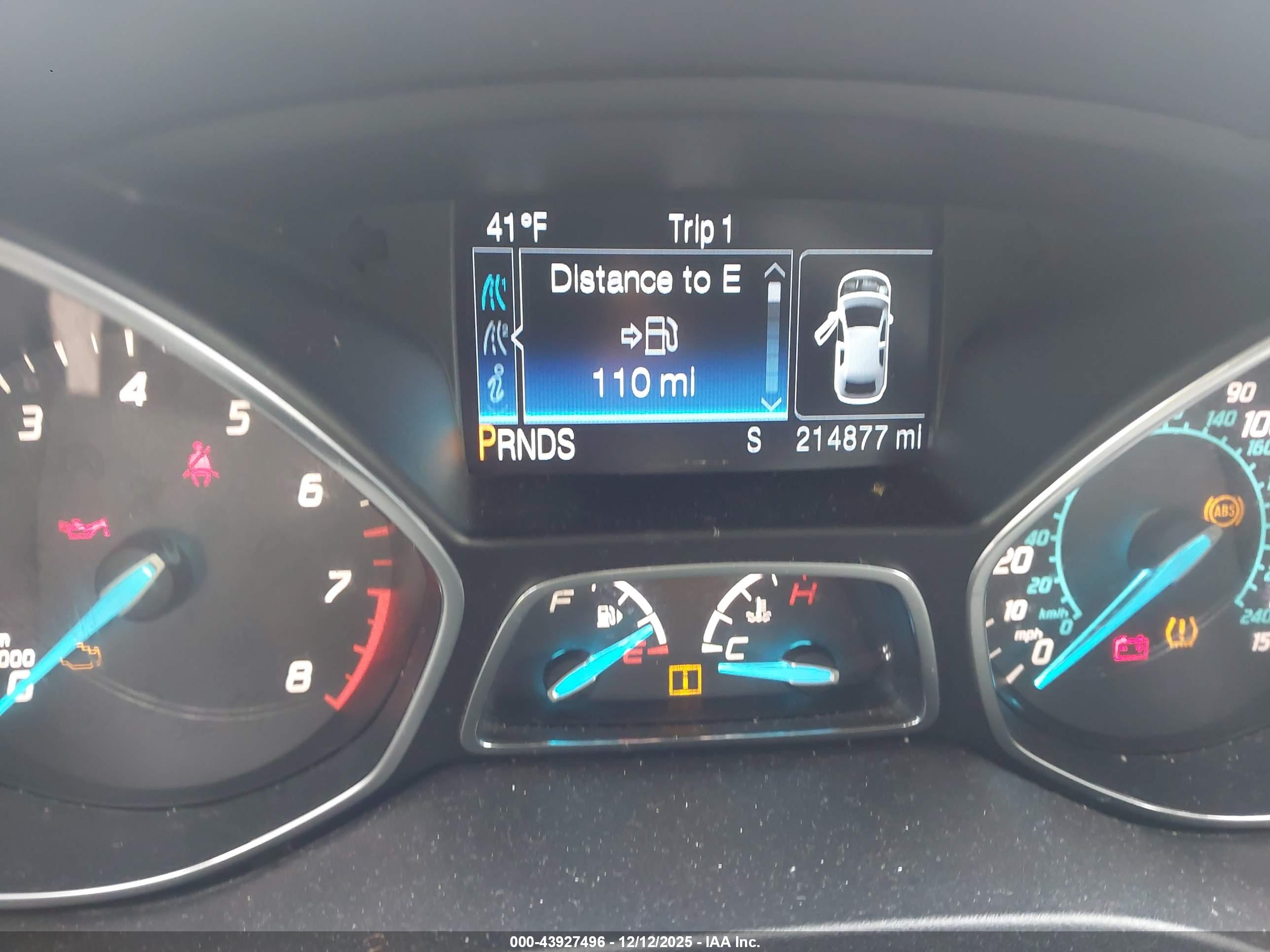 FORD ESCAPE image 7