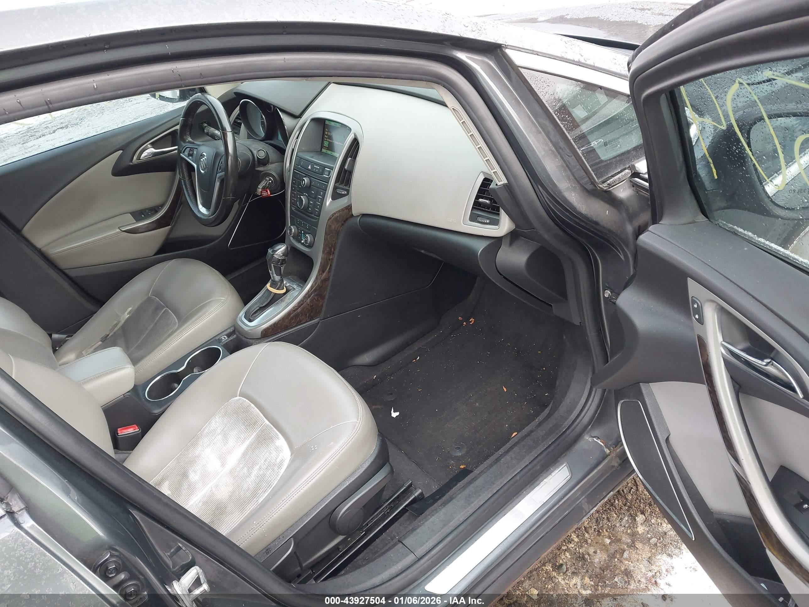 BUICK VERANO image 5