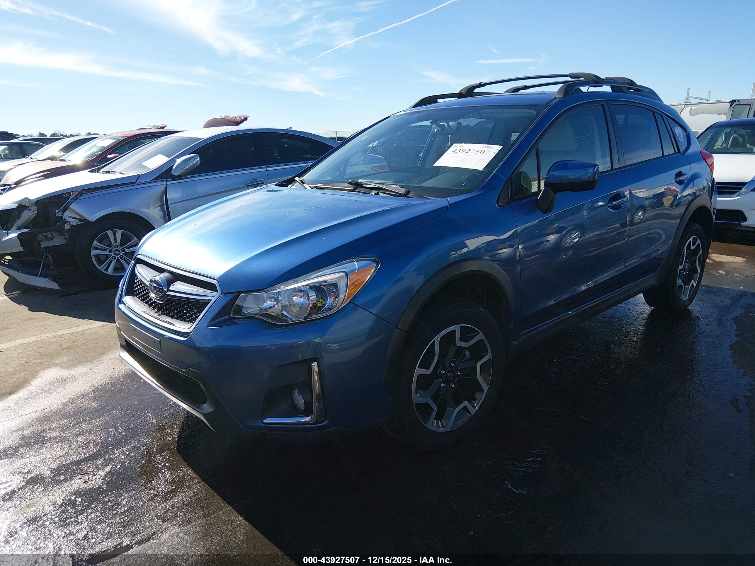 SUBARU CROSSTREK image 2
