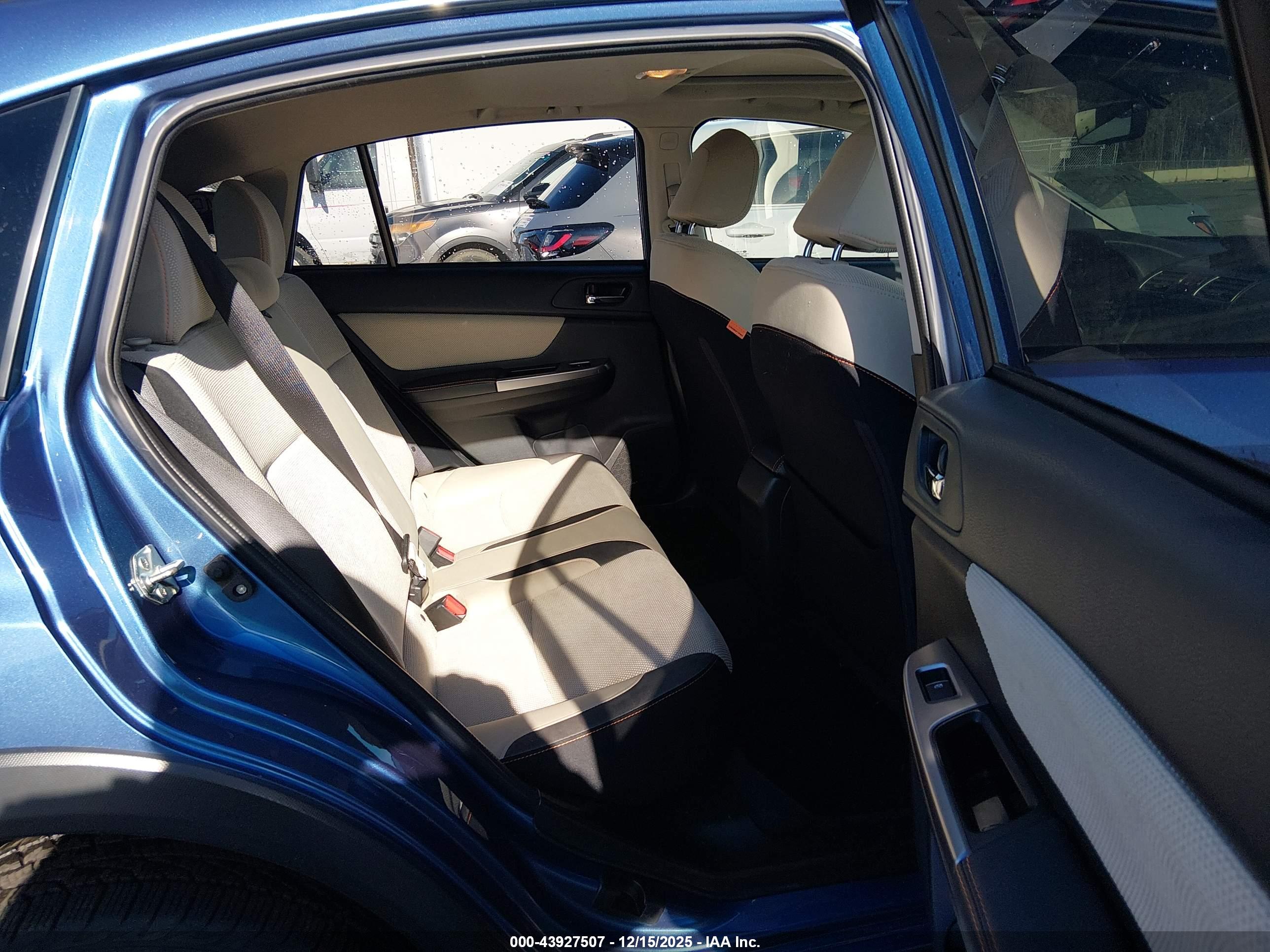 SUBARU CROSSTREK image 8