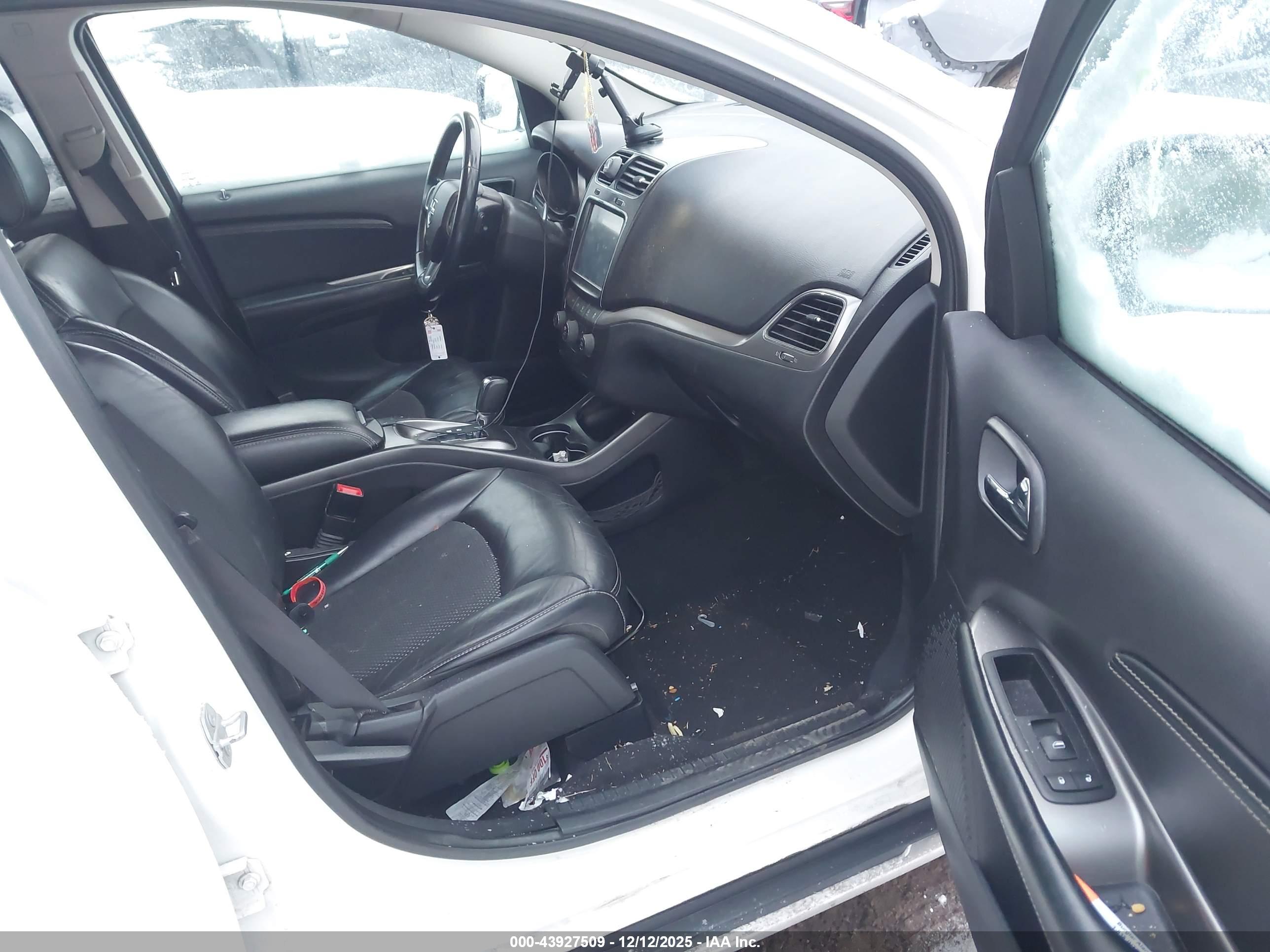 DODGE JOURNEY image 5