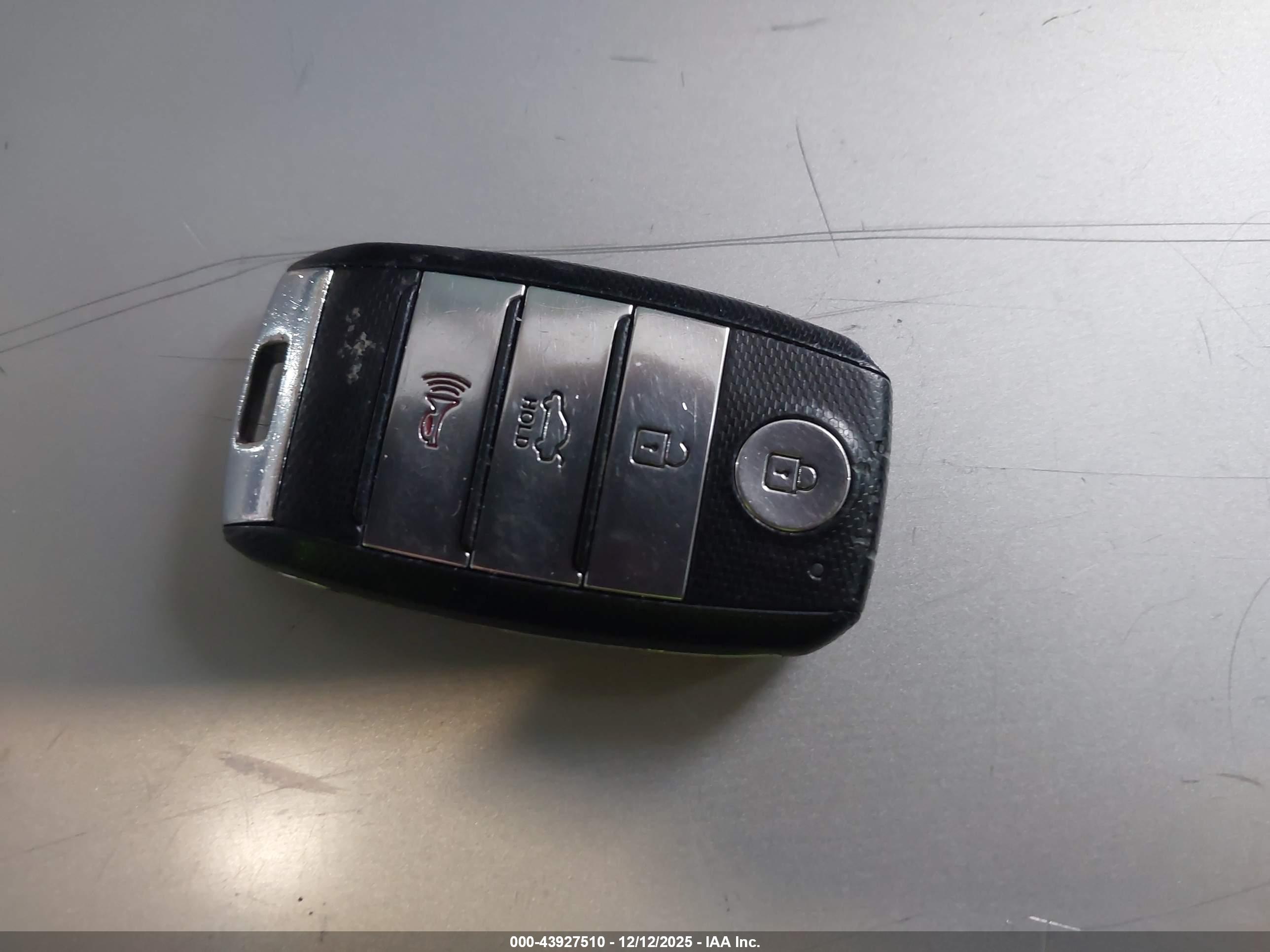 KIA OPTIMA image 11