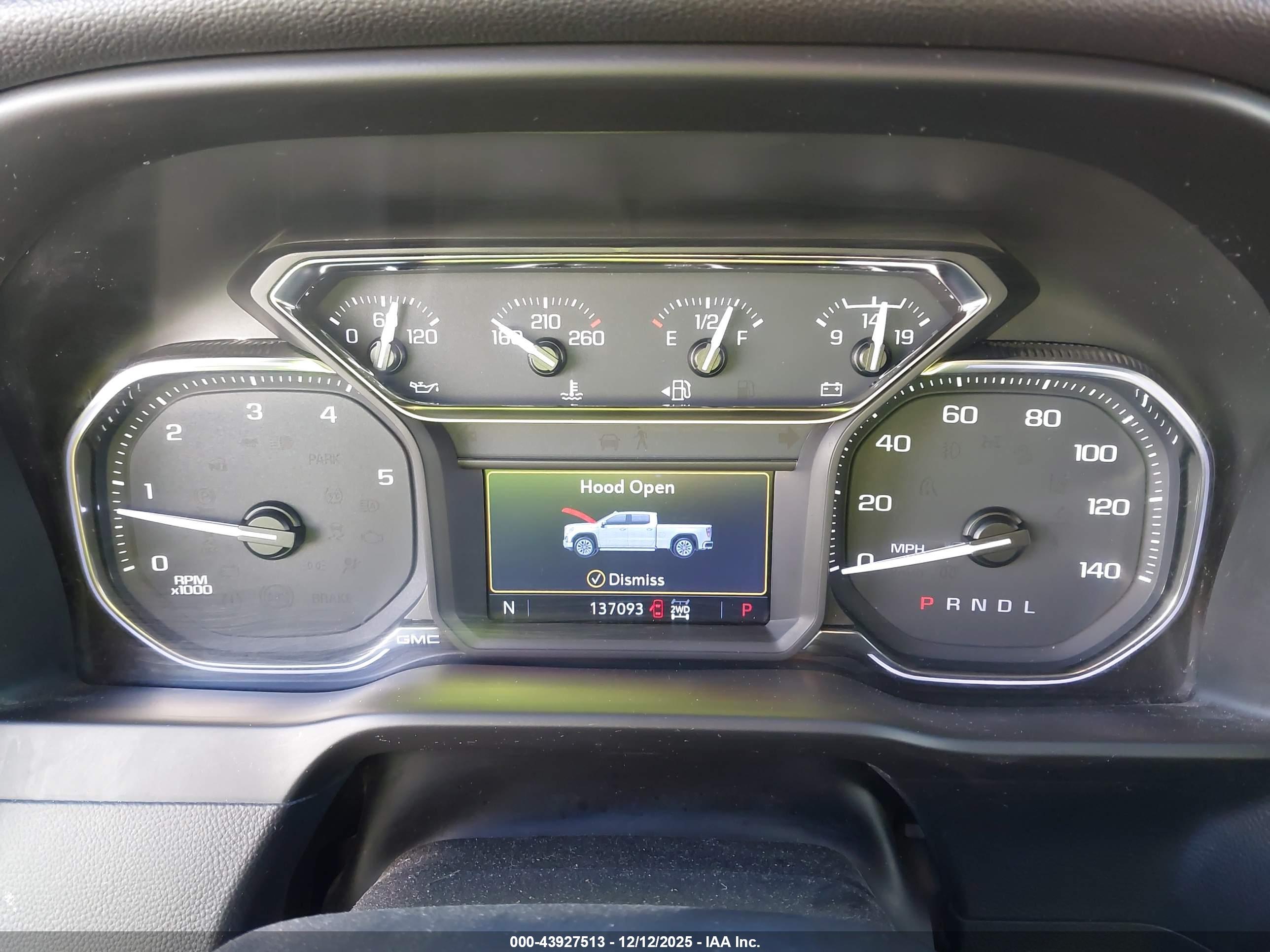 GMC SIERRA image 6