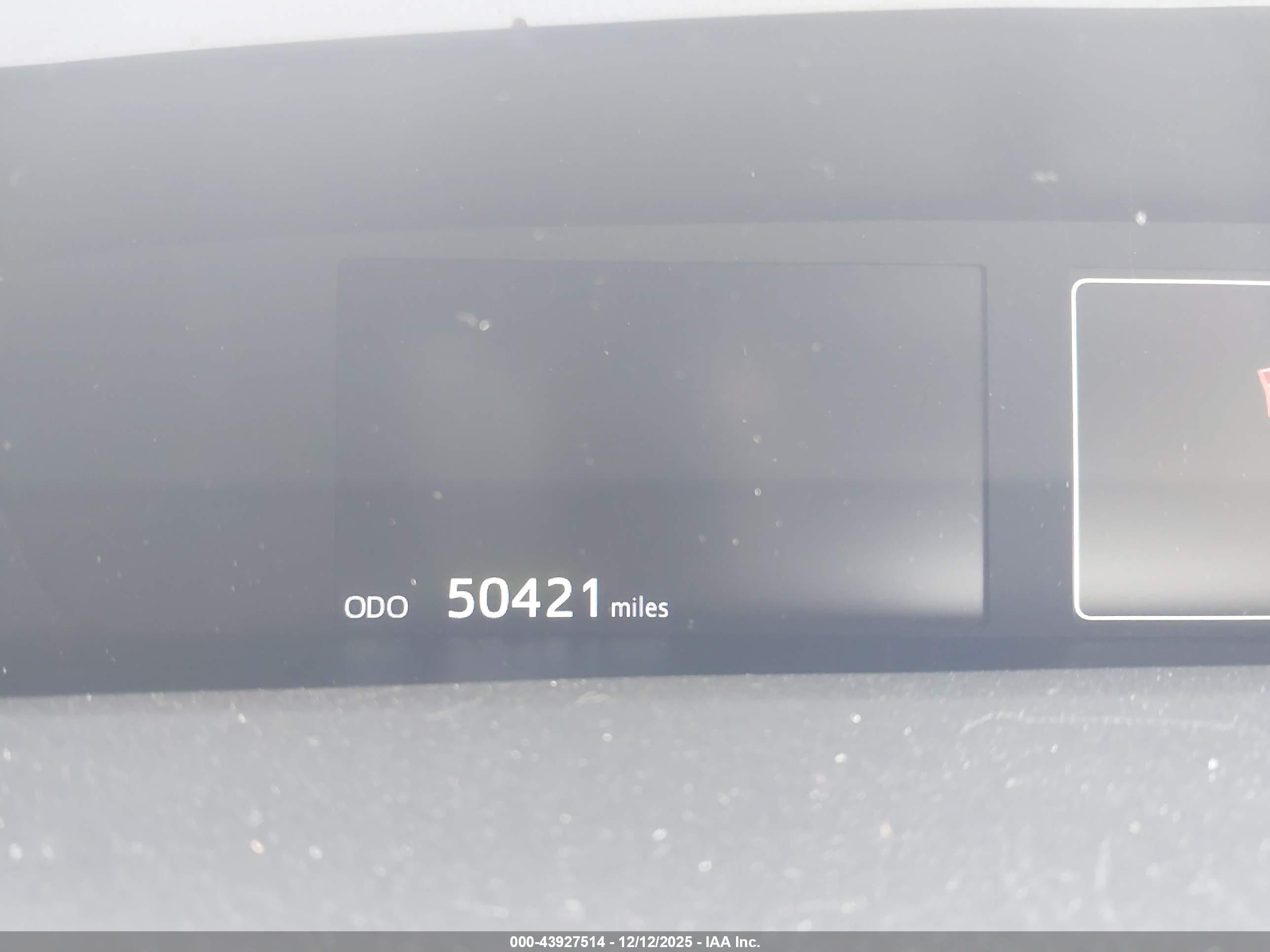 TOYOTA PRIUS image 7