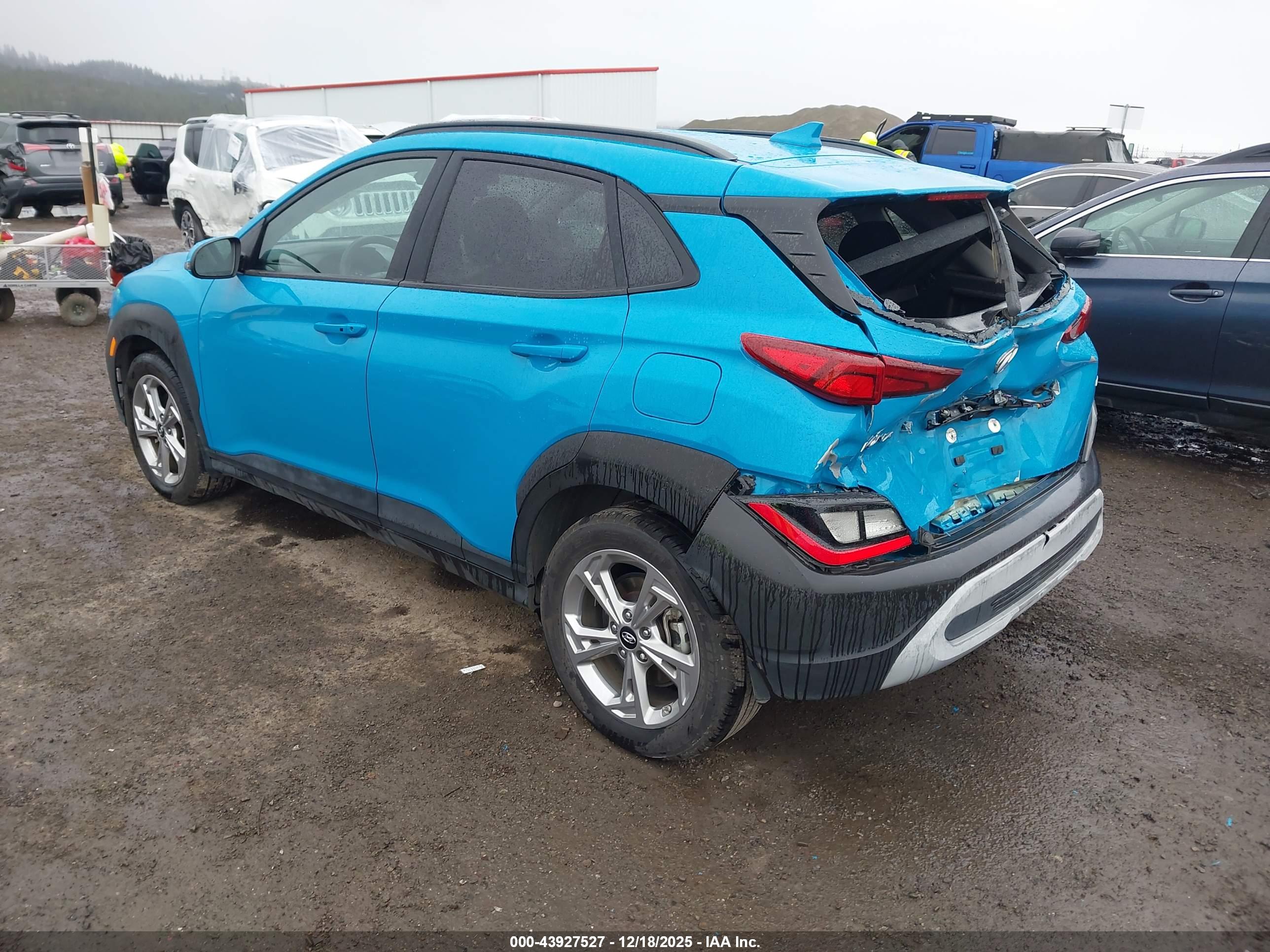 HYUNDAI KONA image 3