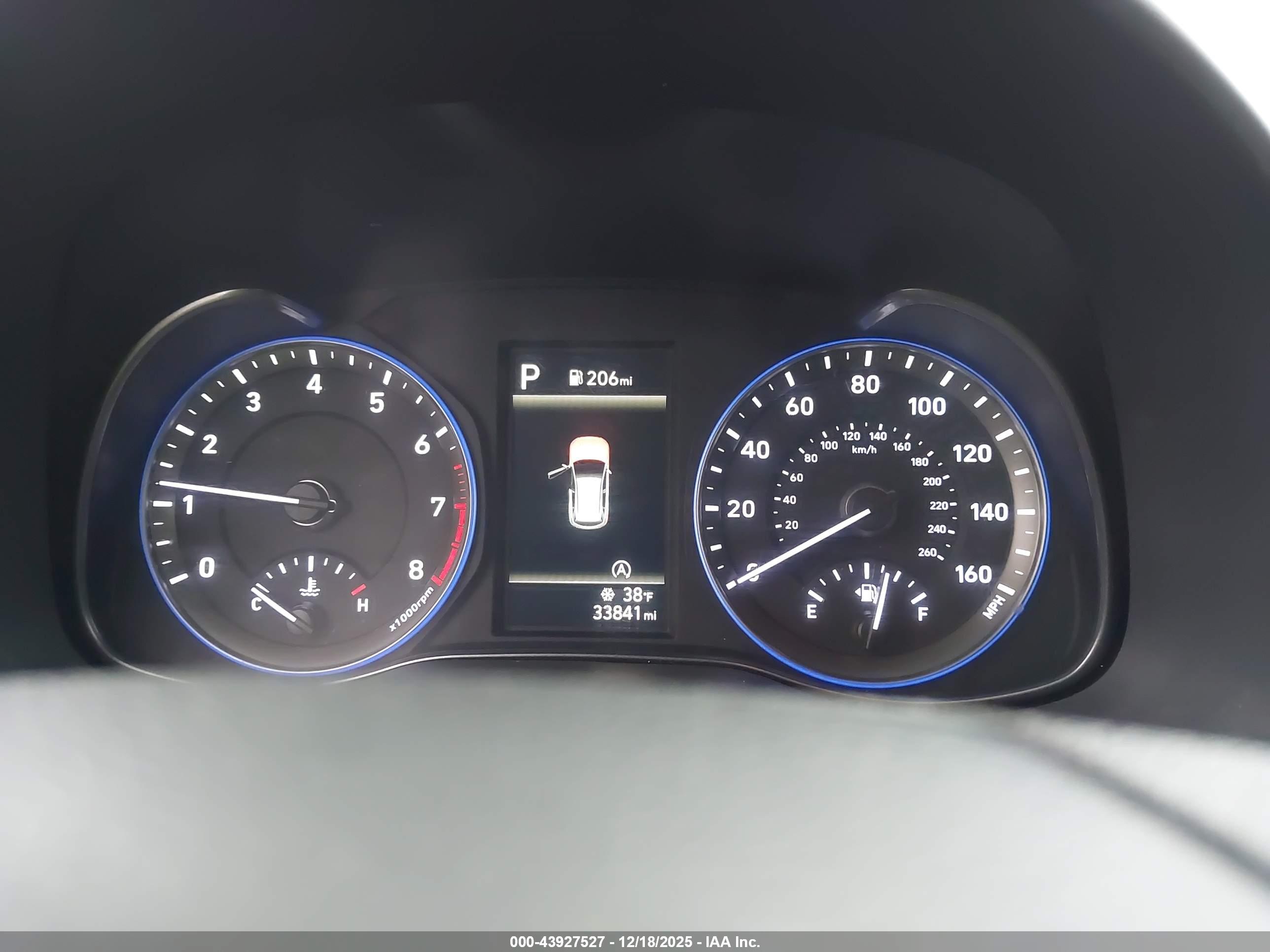 HYUNDAI KONA image 7